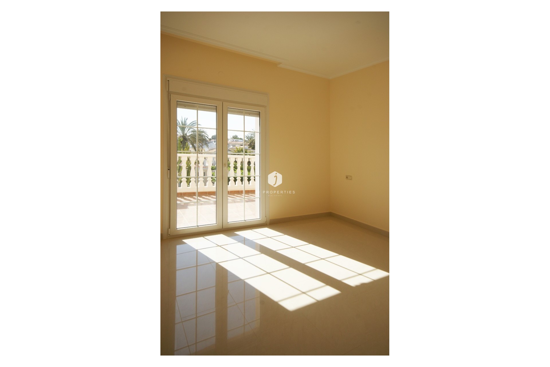 Resale - Villa -
Cabo Roig - Costa Blanca