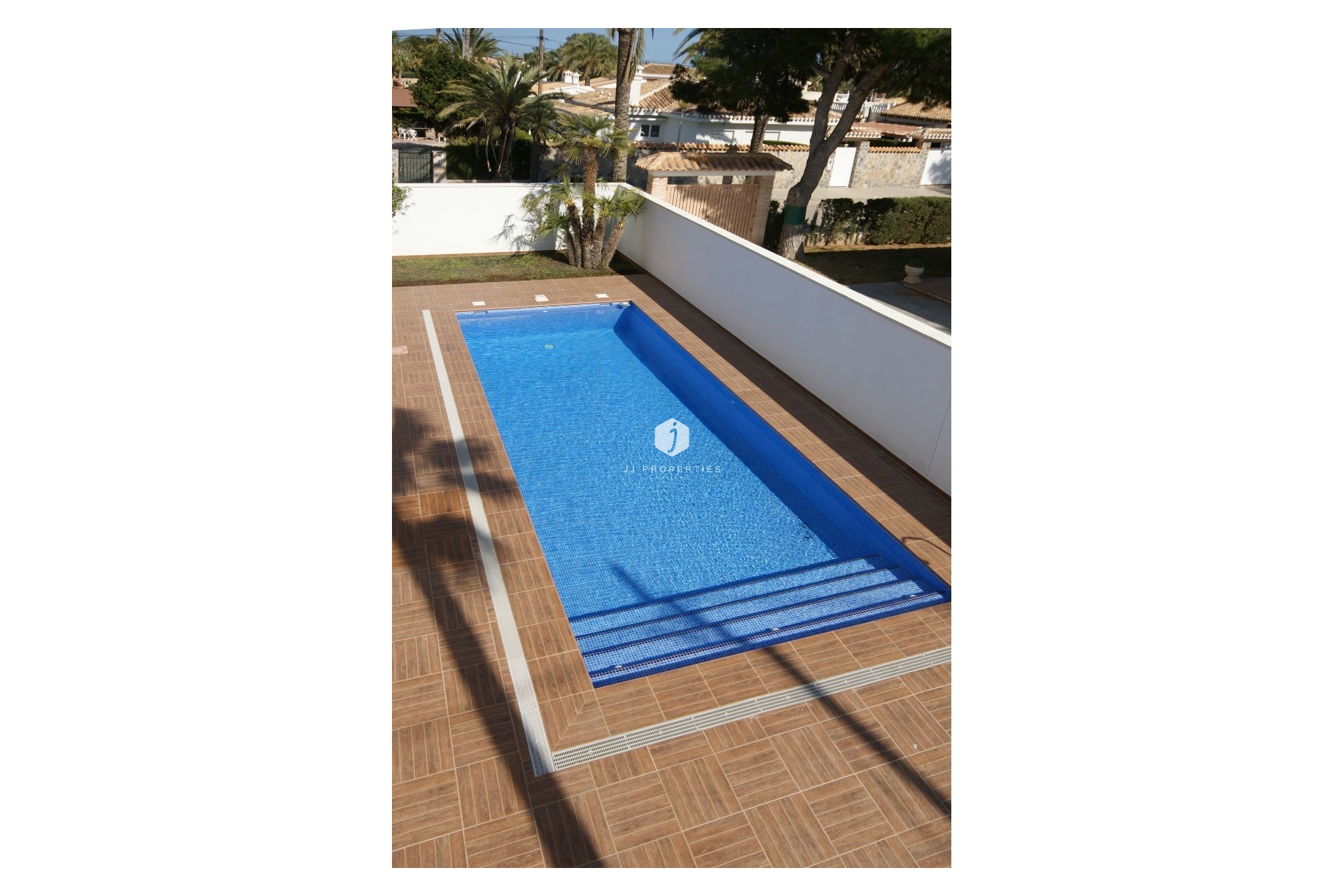Resale - Villa -
Cabo Roig - Costa Blanca