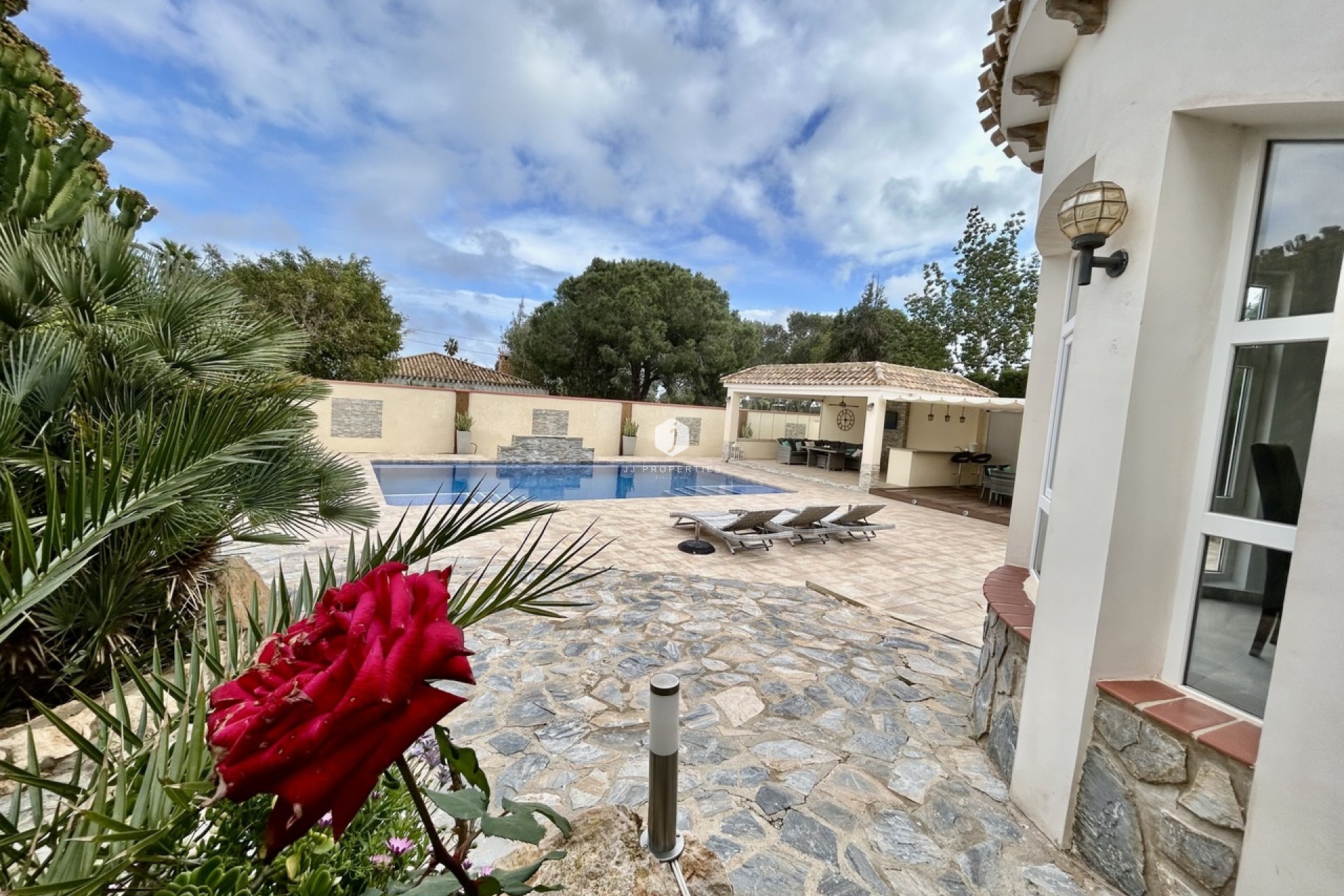 Resale - Villa -
Cabo Roig - Costa Blanca