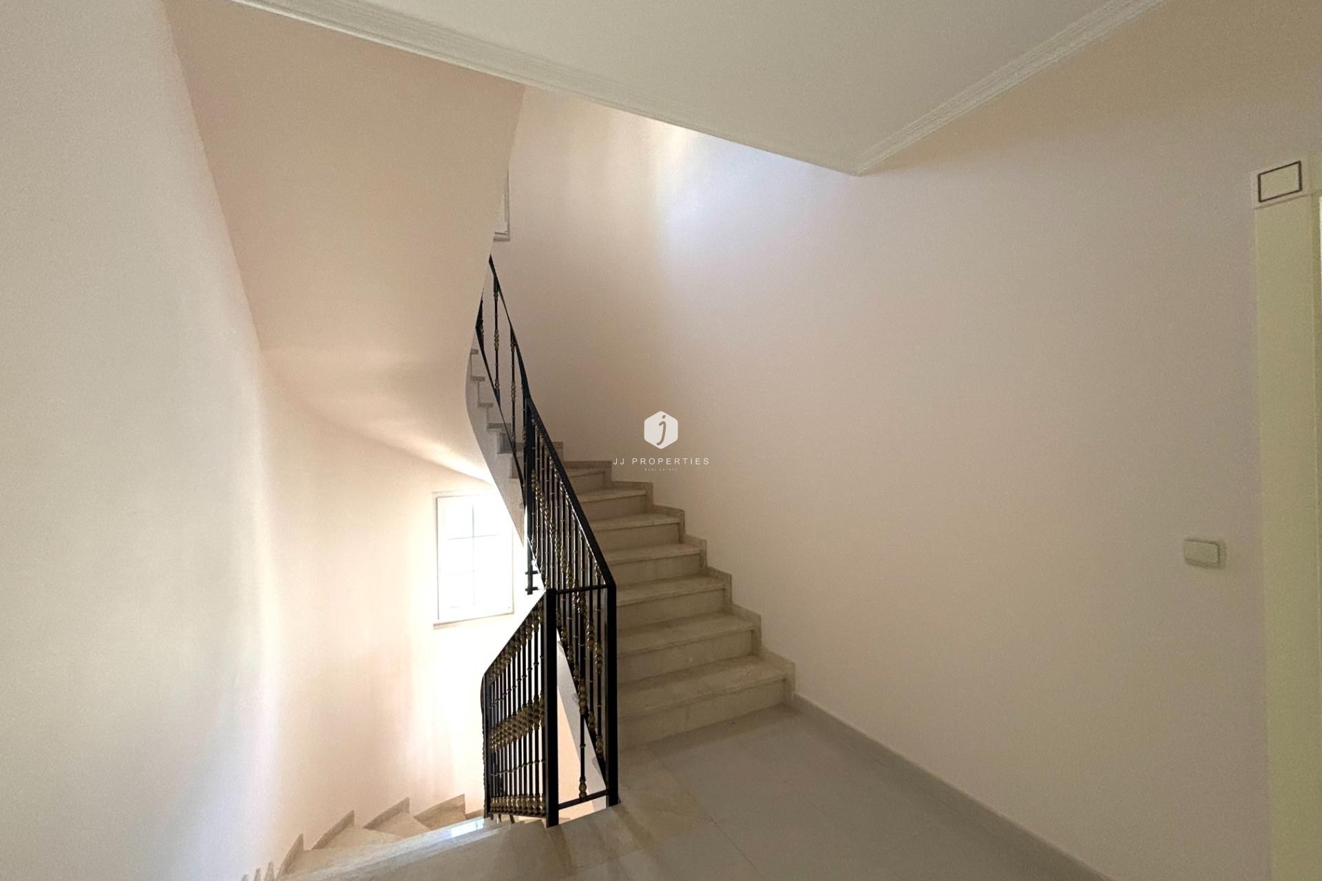 Resale - Villa -
Cabo Roig - Costa Blanca
