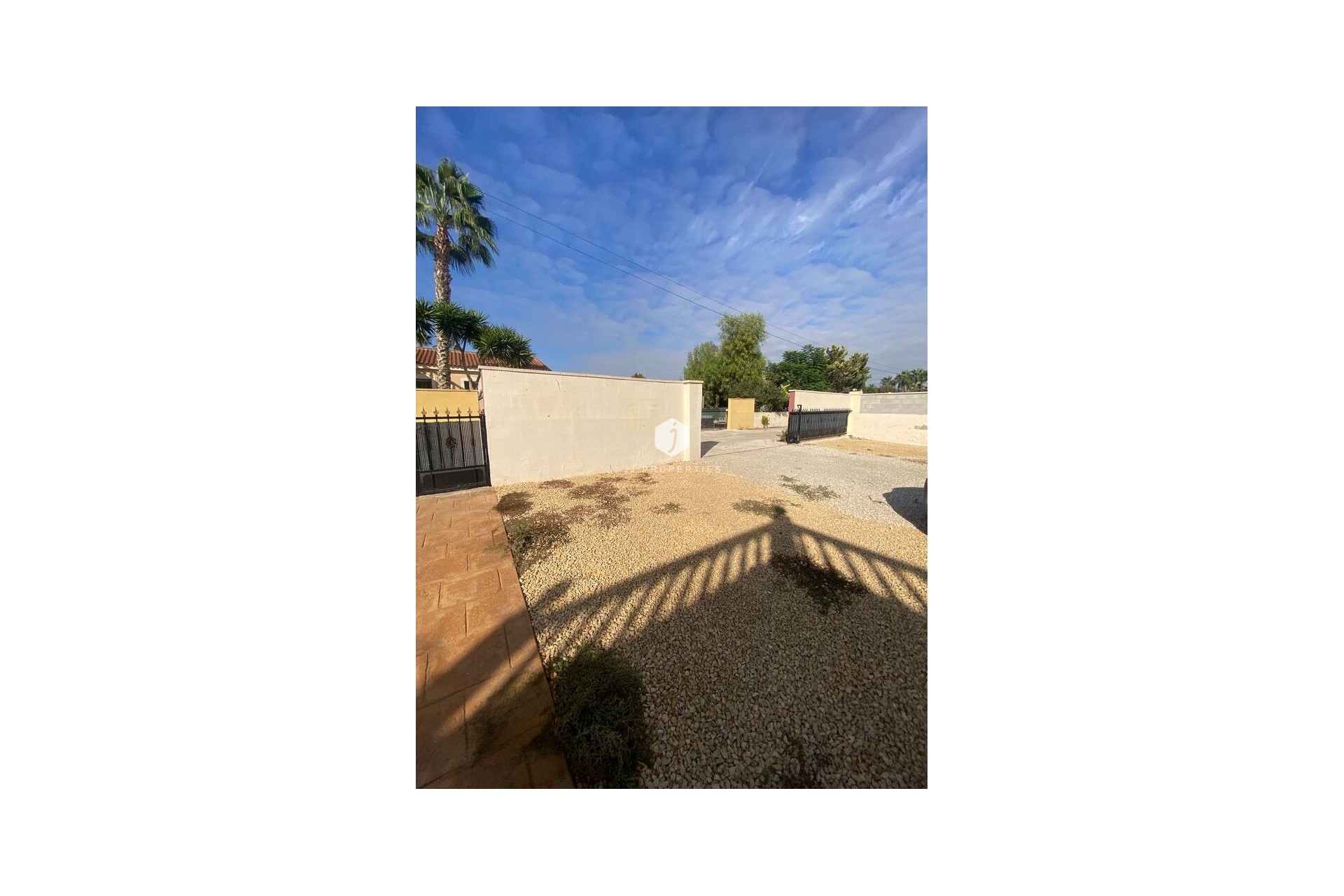 Resale - Villa -
Catral - Costa Blanca