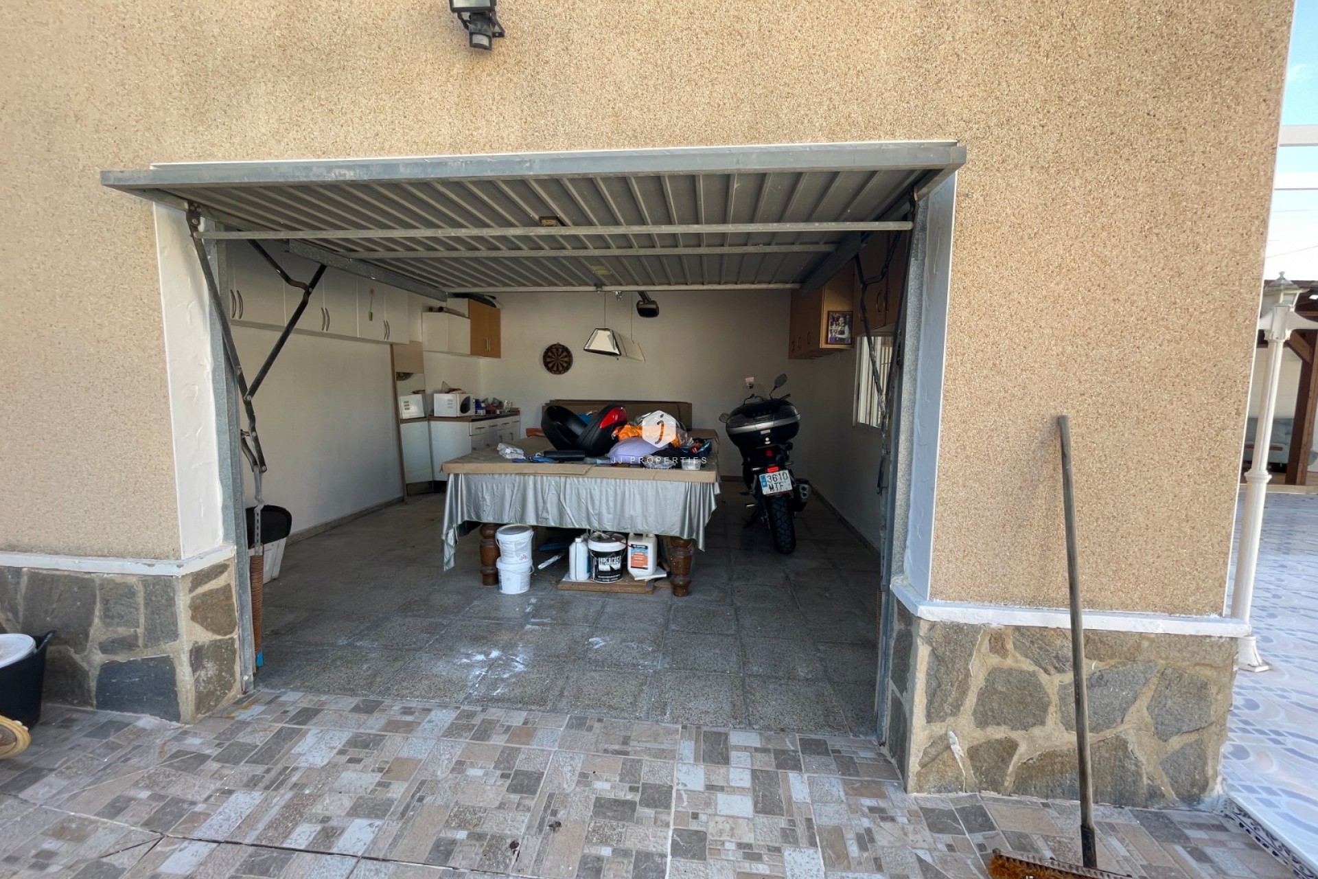 Resale - Villa -
Catral - Costa Blanca