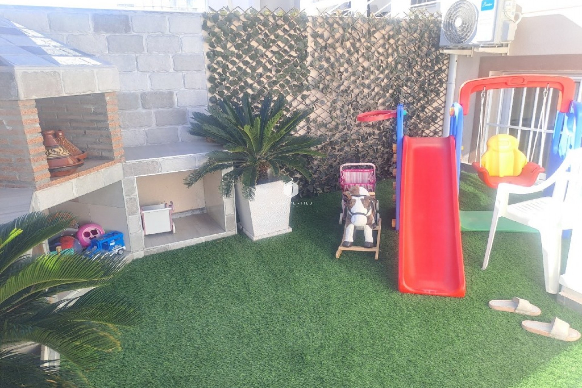 Resale - Villa -
Ciudad Quesada - Costa Blanca