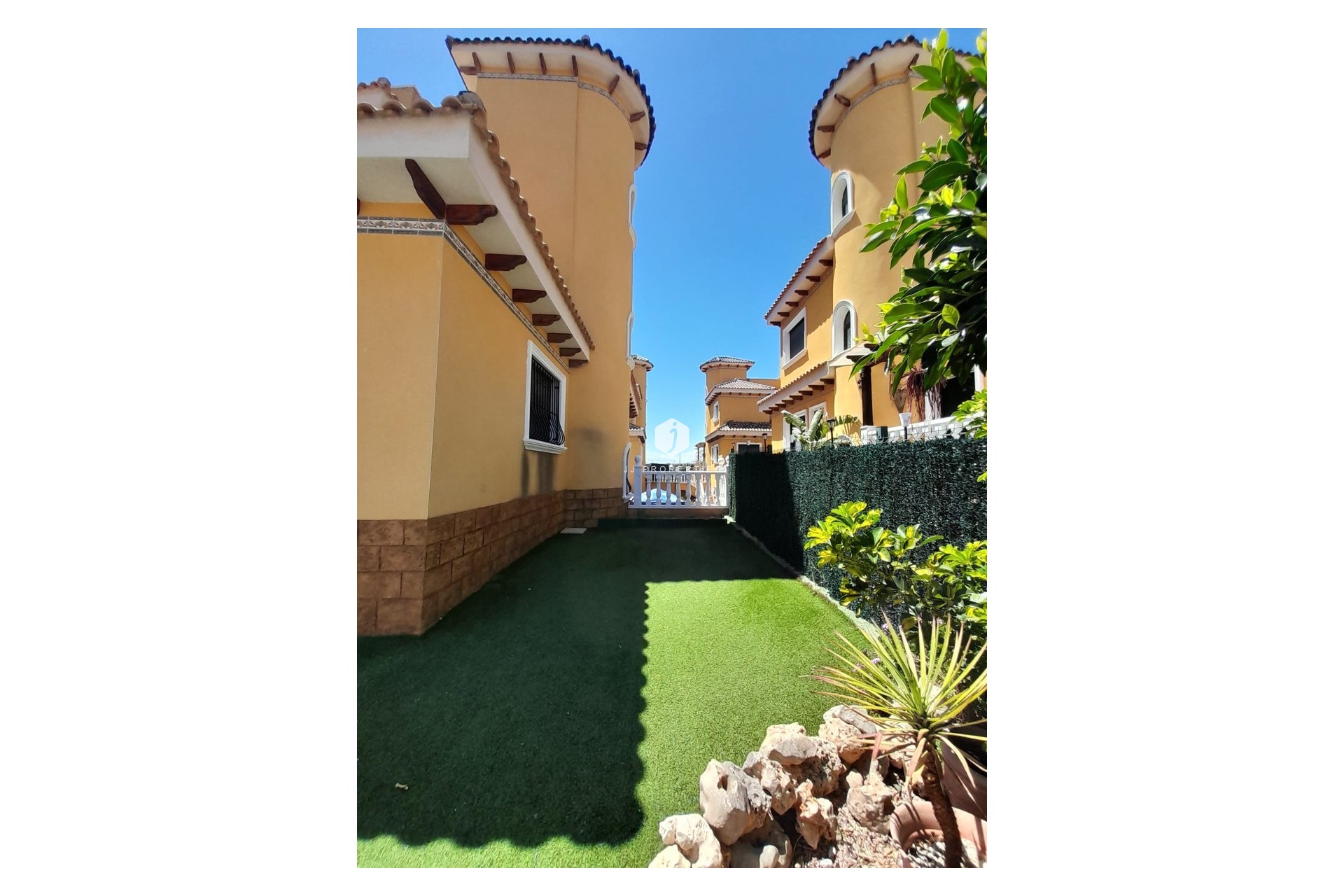 Resale - Villa -
Ciudad Quesada - Costa Blanca