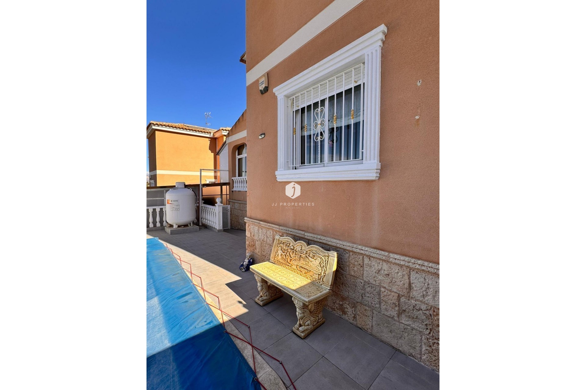 Resale - Villa -
Cox