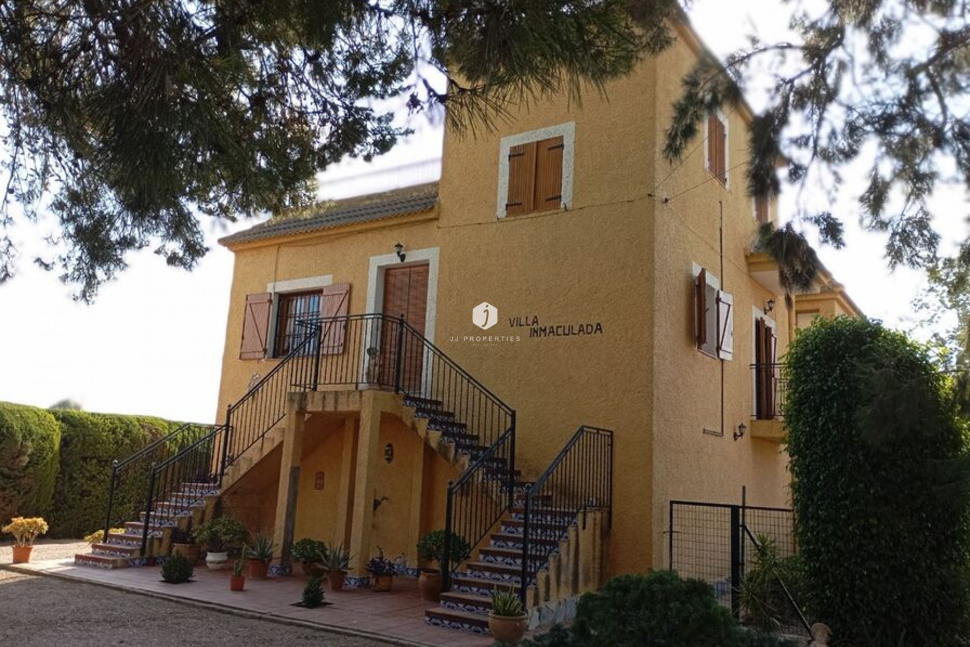 Resale - Villa -
Daya Nueva - Costa Blanca