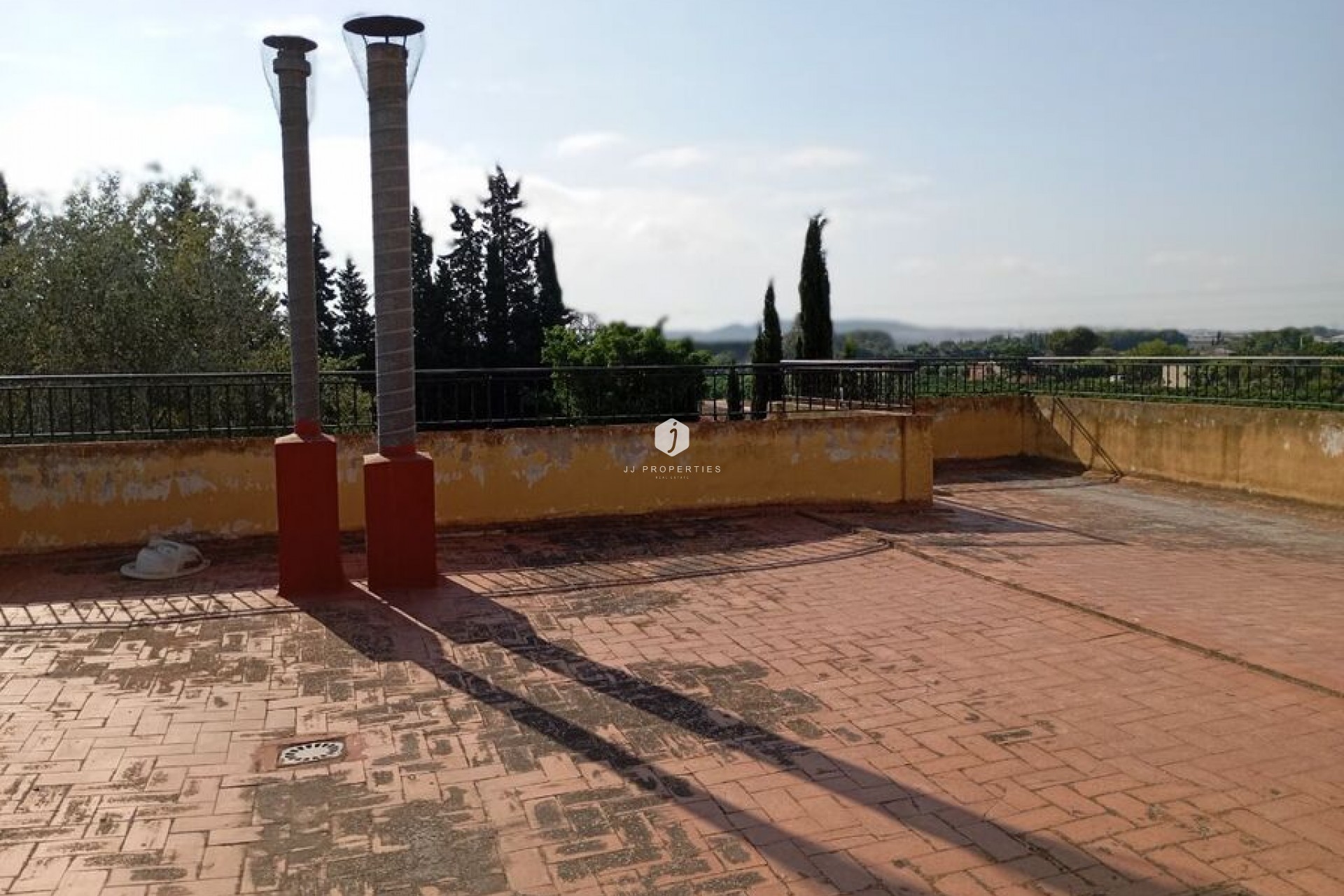 Resale - Villa -
Daya Nueva - Costa Blanca