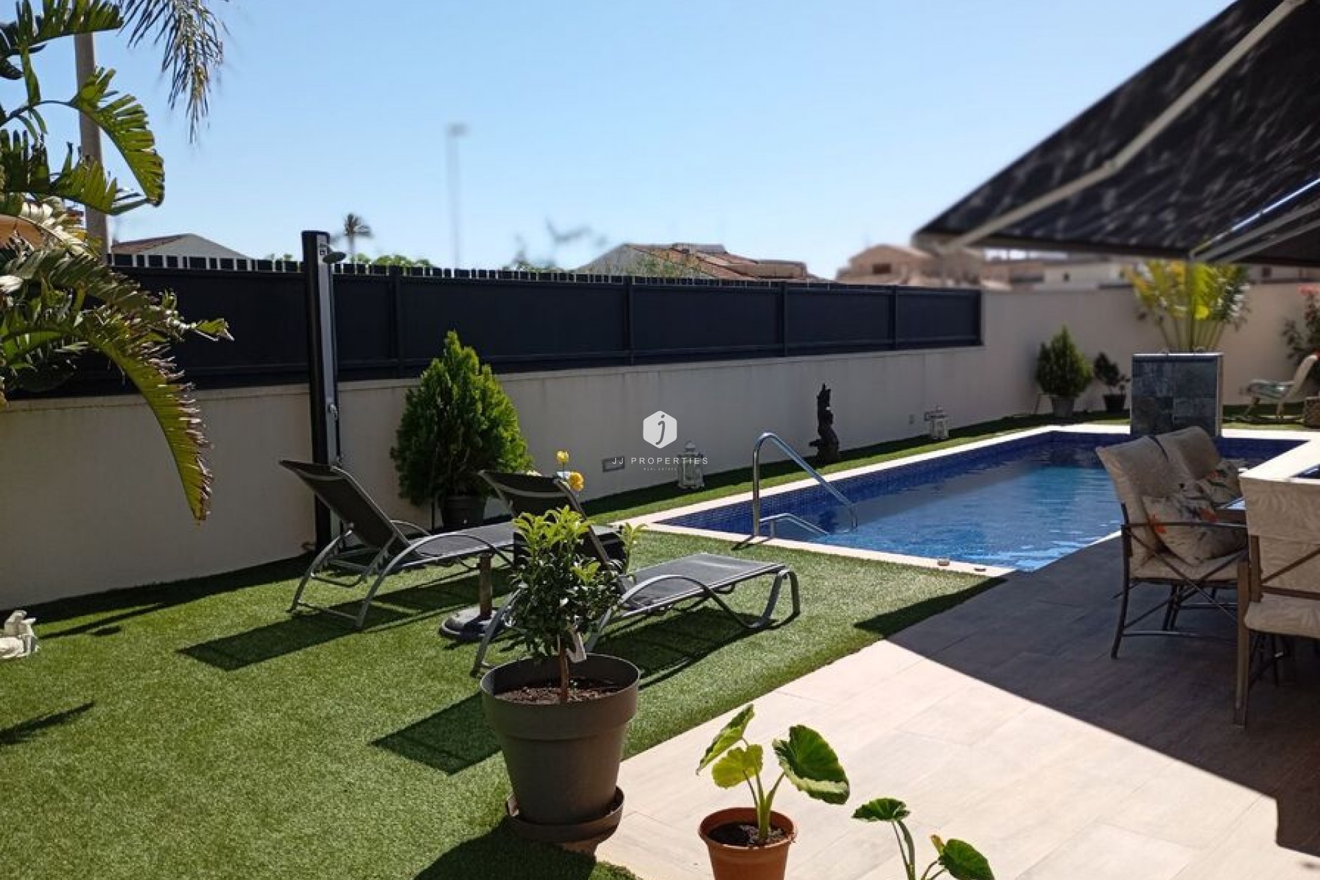 Resale - Villa -
Daya Nueva - Costa Blanca