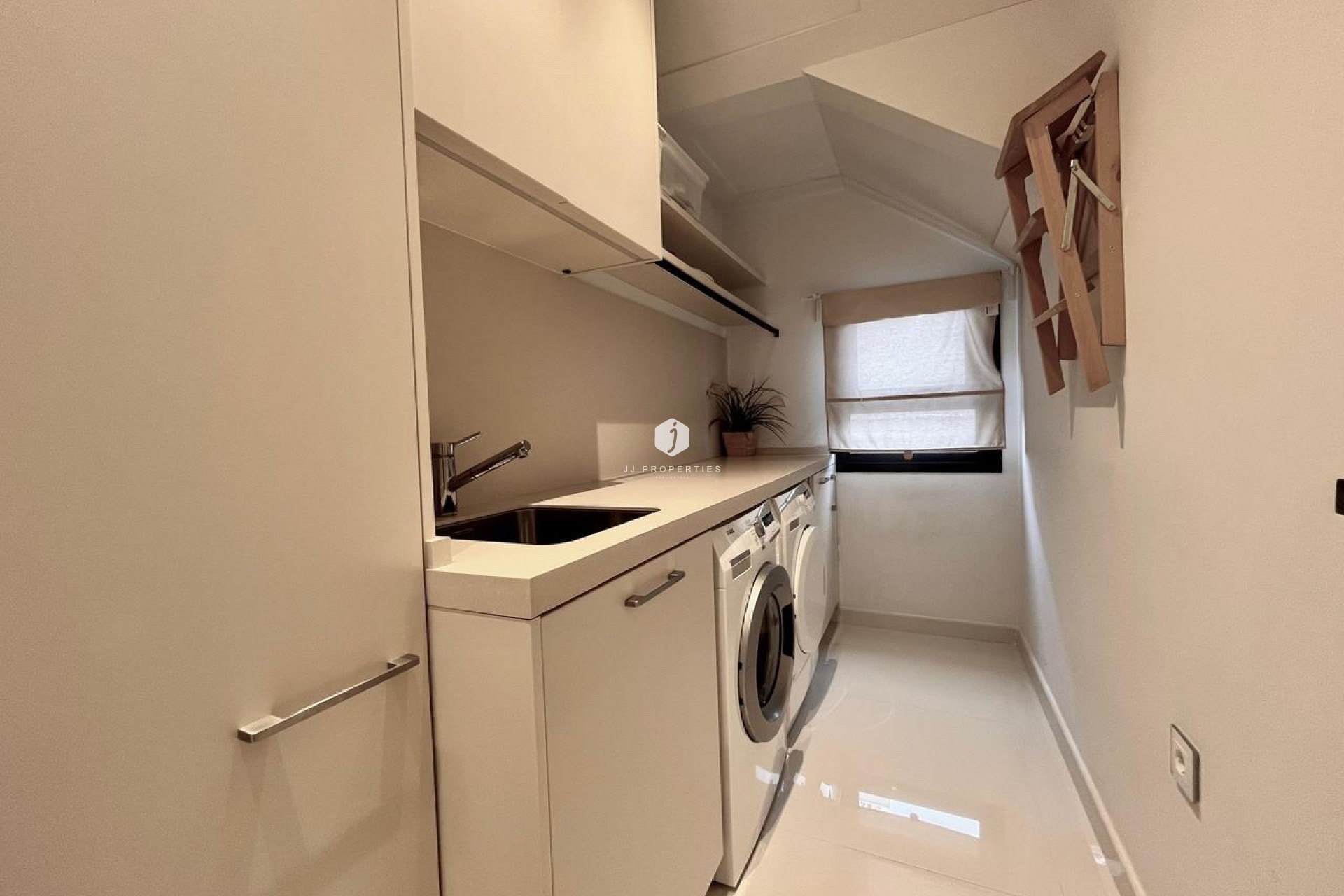 Resale - Villa -
Dehesa de Campoamor - Costa Blanca