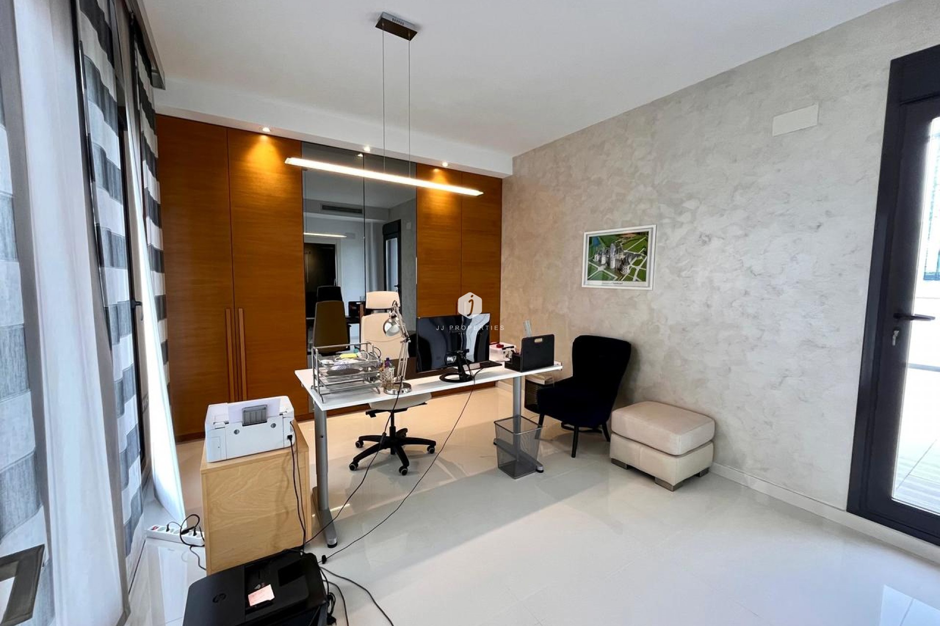 Resale - Villa -
Dehesa de Campoamor - Costa Blanca