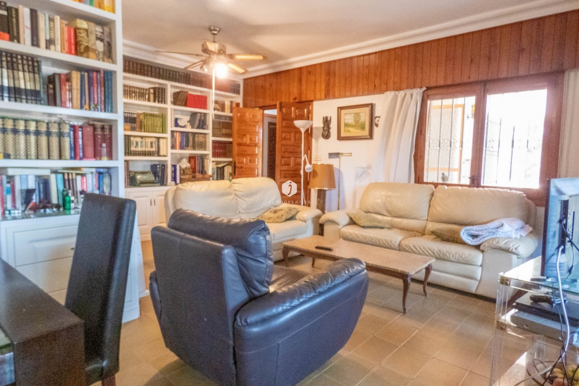 Resale - Villa -
Dehesa de Campoamor - Costa Blanca