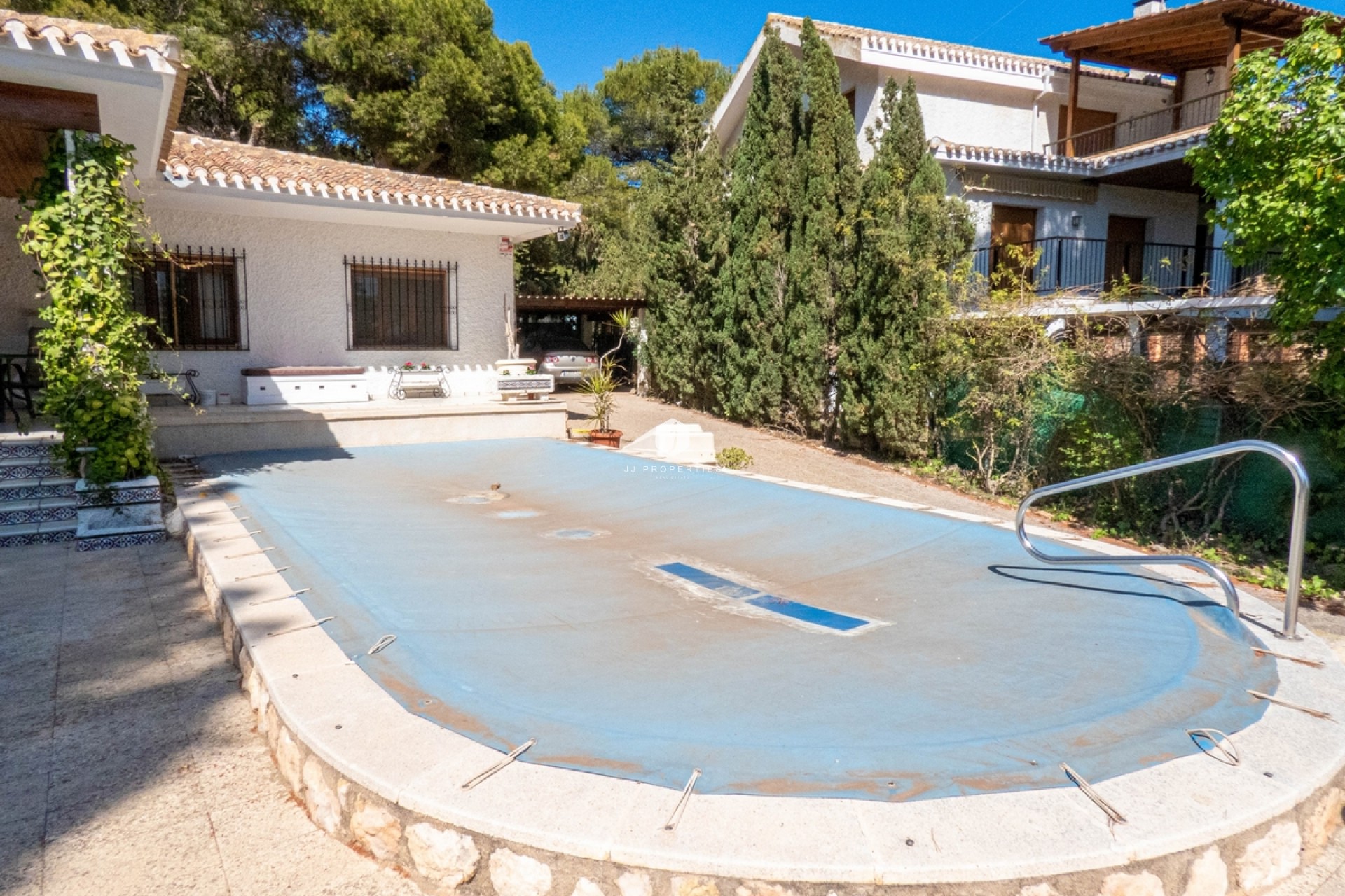 Resale - Villa -
Dehesa de Campoamor - Costa Blanca