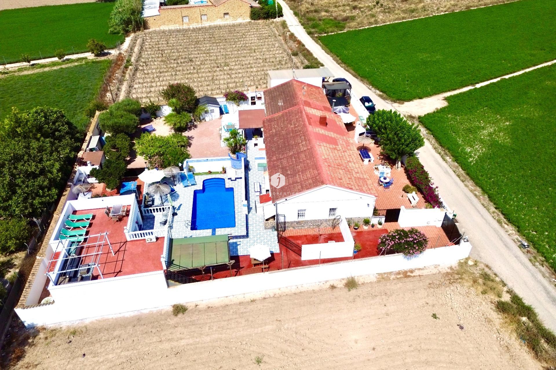 Resale - Villa -
Dolores - Comunidad Valenciana