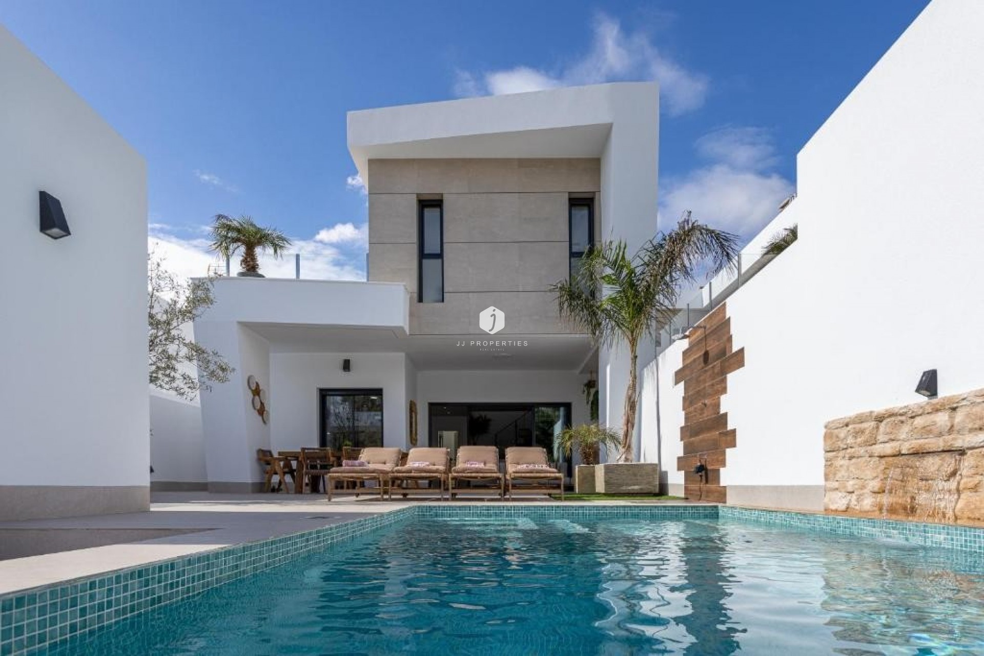 Resale - Villa -
Dolores - Costa Blanca