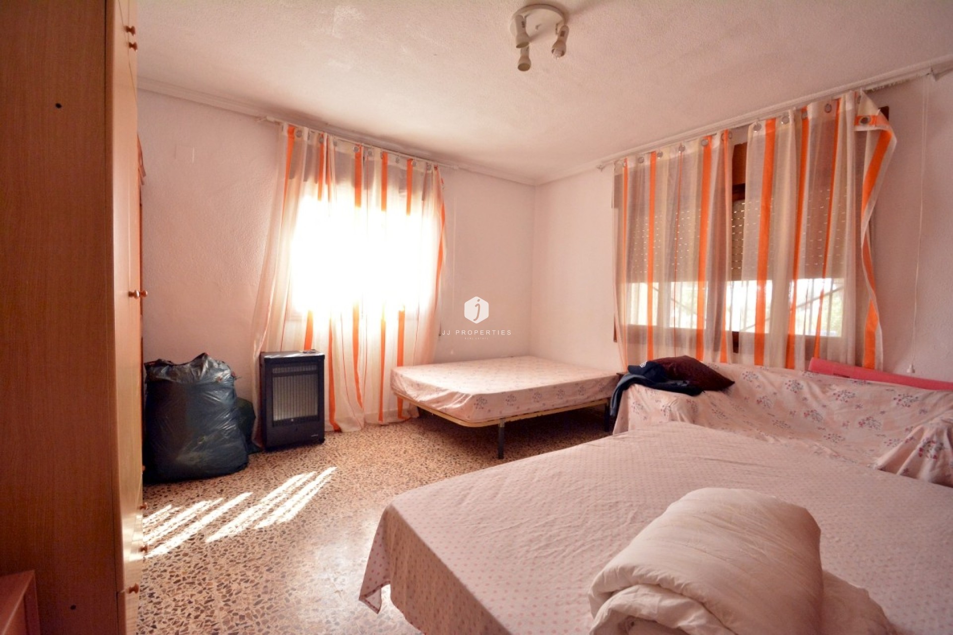 Resale - Villa -
Guardamar del Segura - Costa Blanca