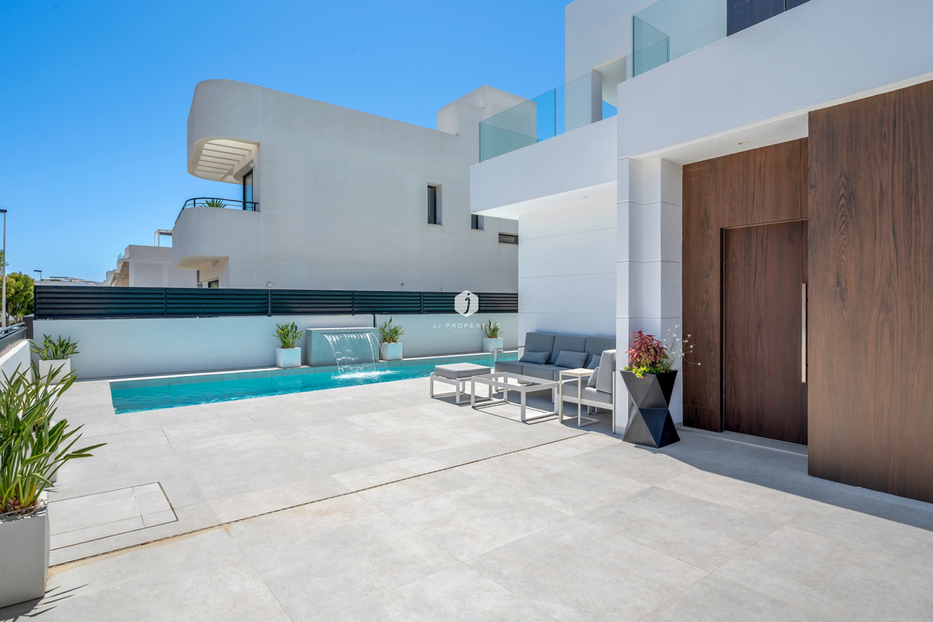 Resale - Villa -
Guardamar del Segura - Costa Blanca