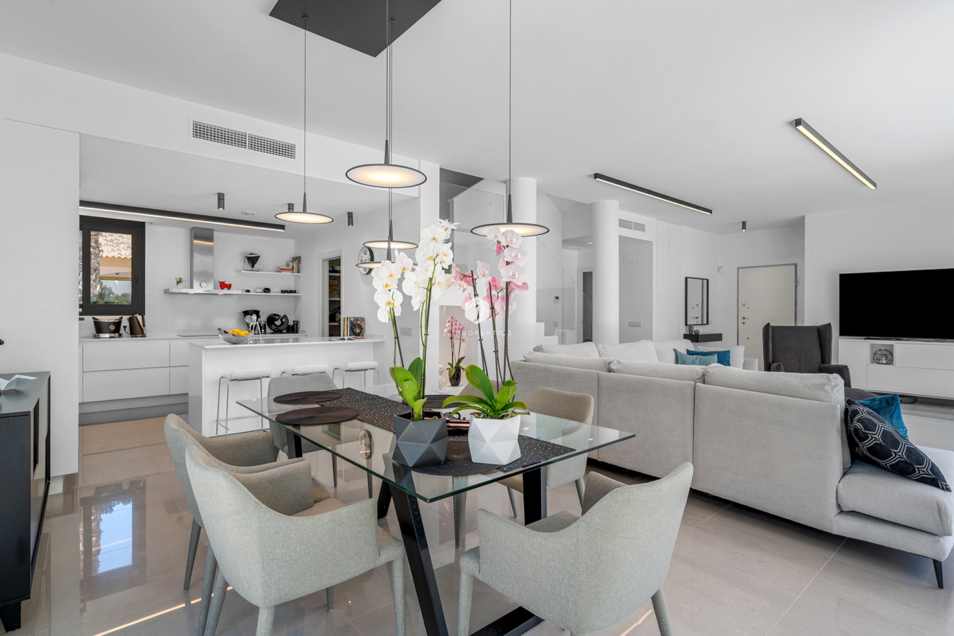 Resale - Villa -
Guardamar del Segura - Costa Blanca