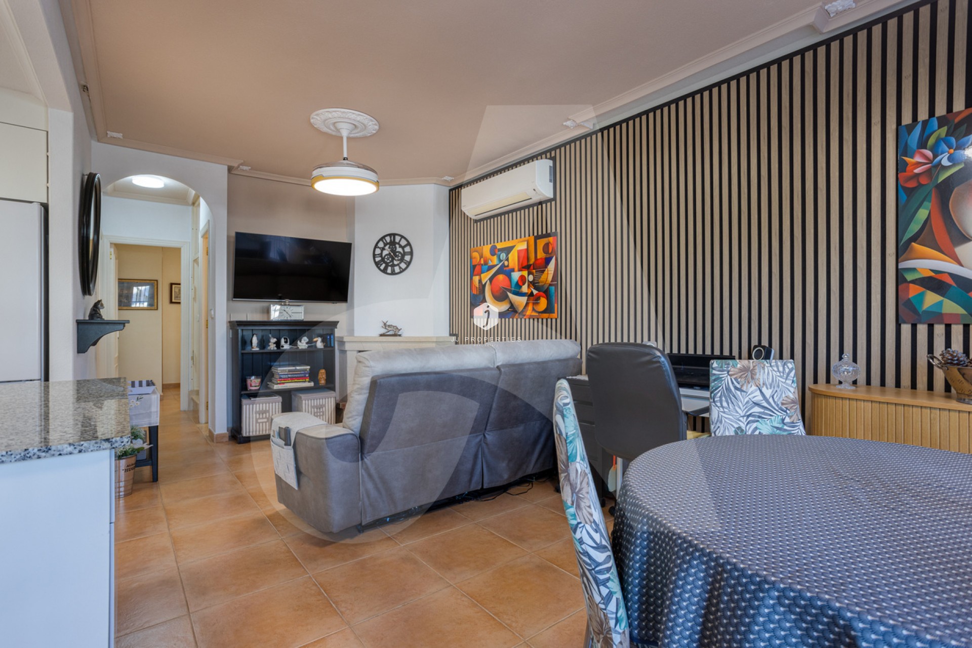 Resale - Villa -
Guardamar del Segura - El Raso