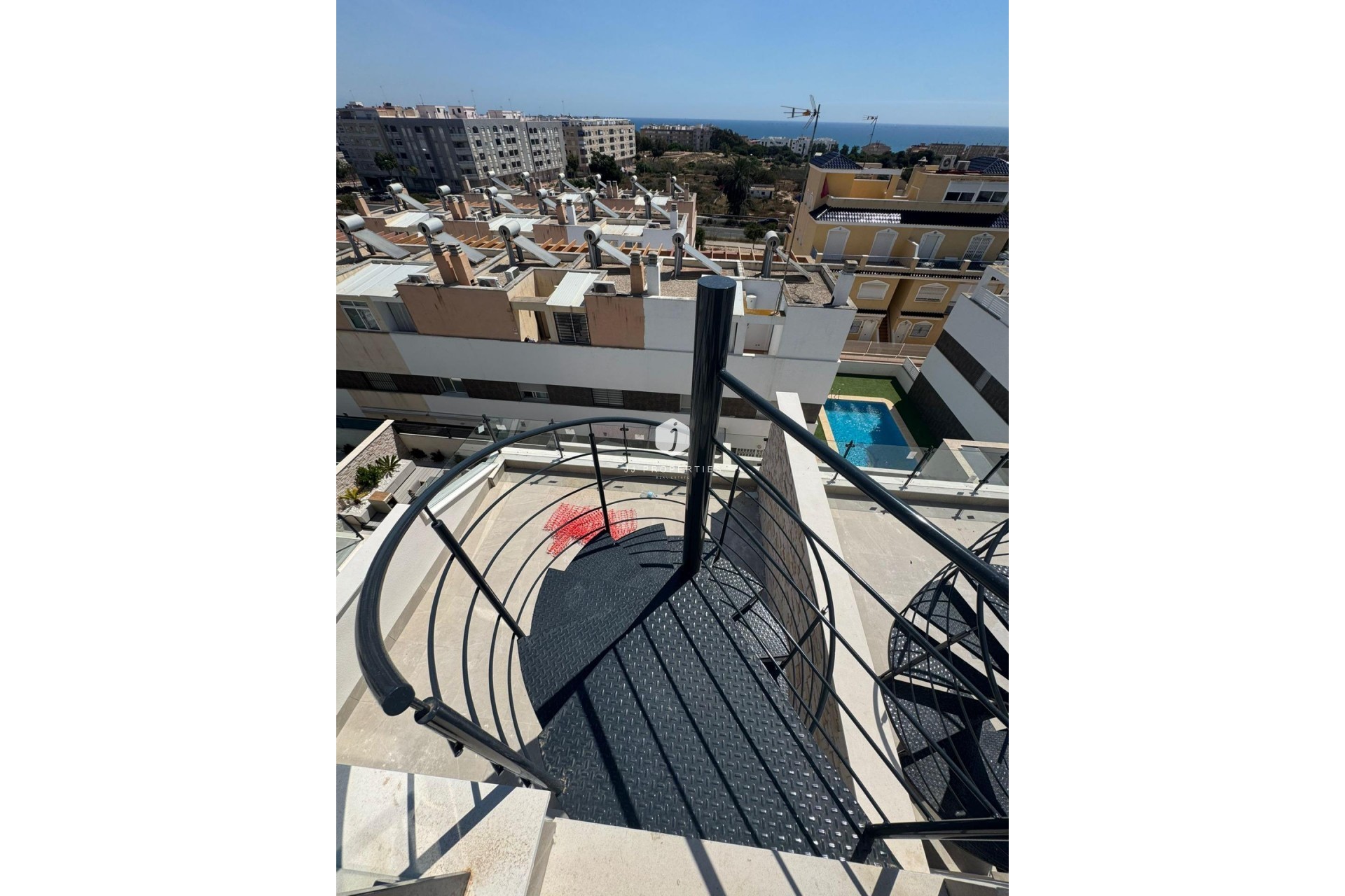 Resale - Villa -
Guardamar del Segura - Guardamar