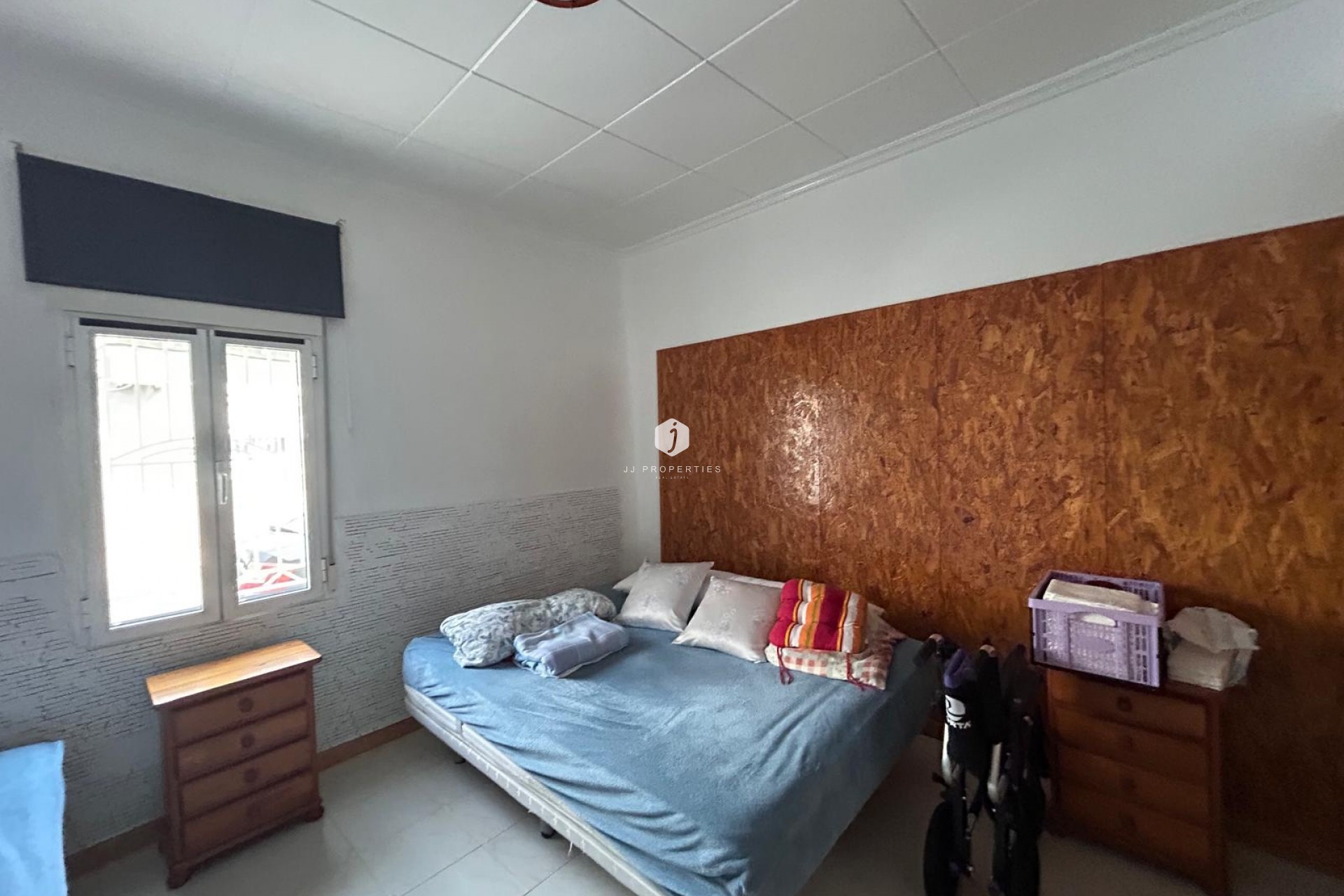 Resale - Villa -
Jacarilla - Inland