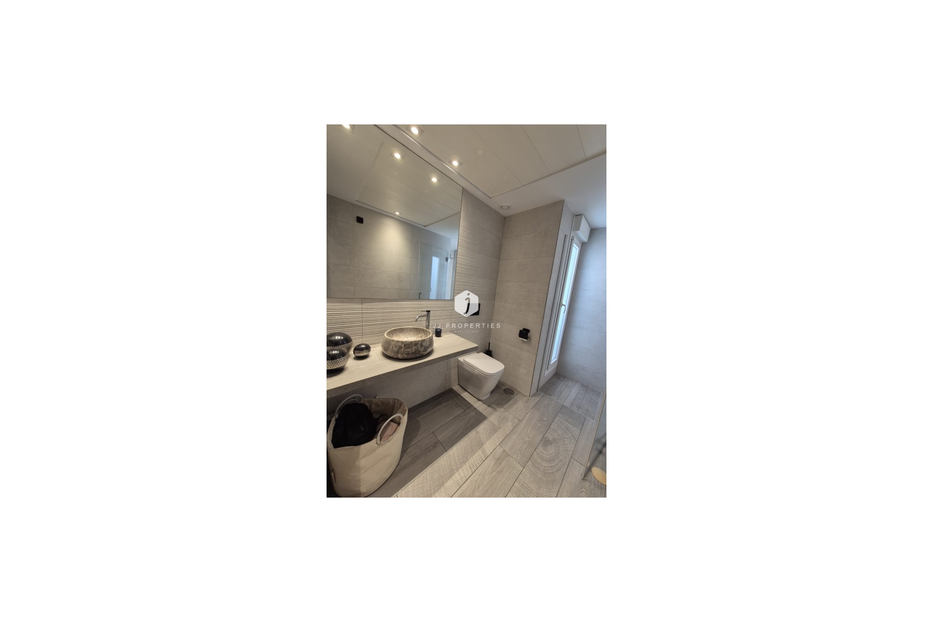 Resale - Villa -
La Finca Golf Resort - Inland