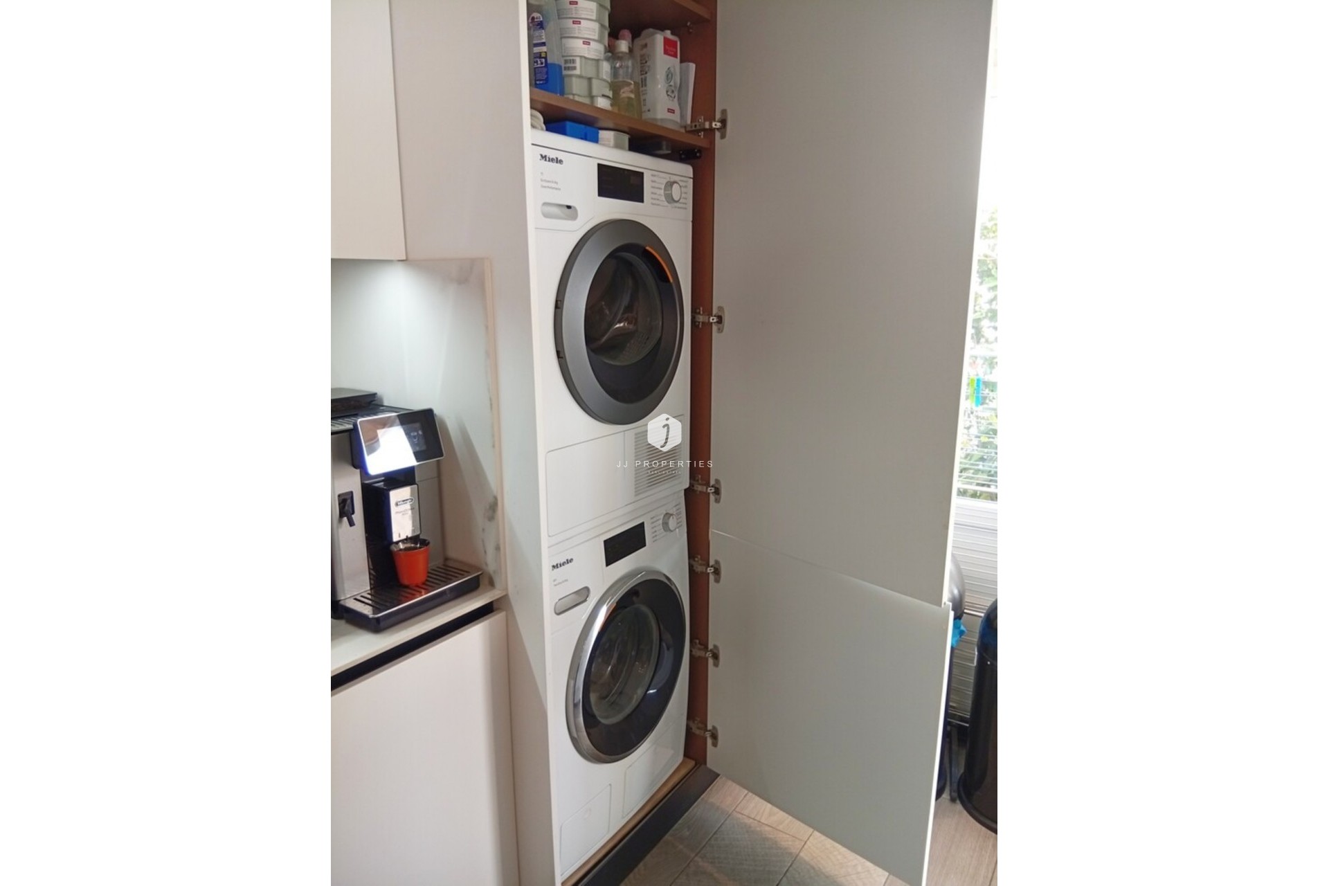 Resale - Villa -
La Finca Golf Resort - Inland