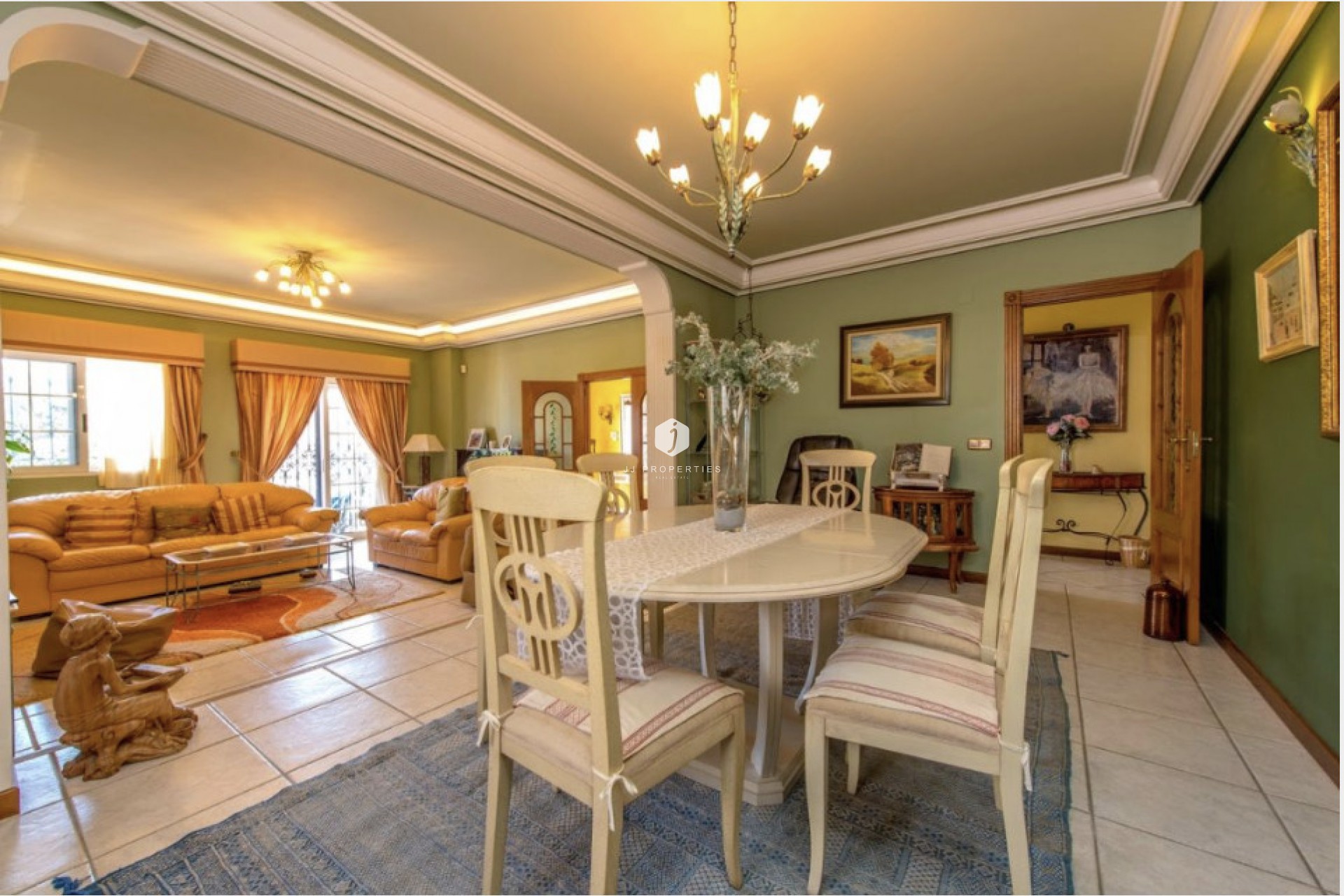 Resale - Villa -
La Mata - Costa Blanca