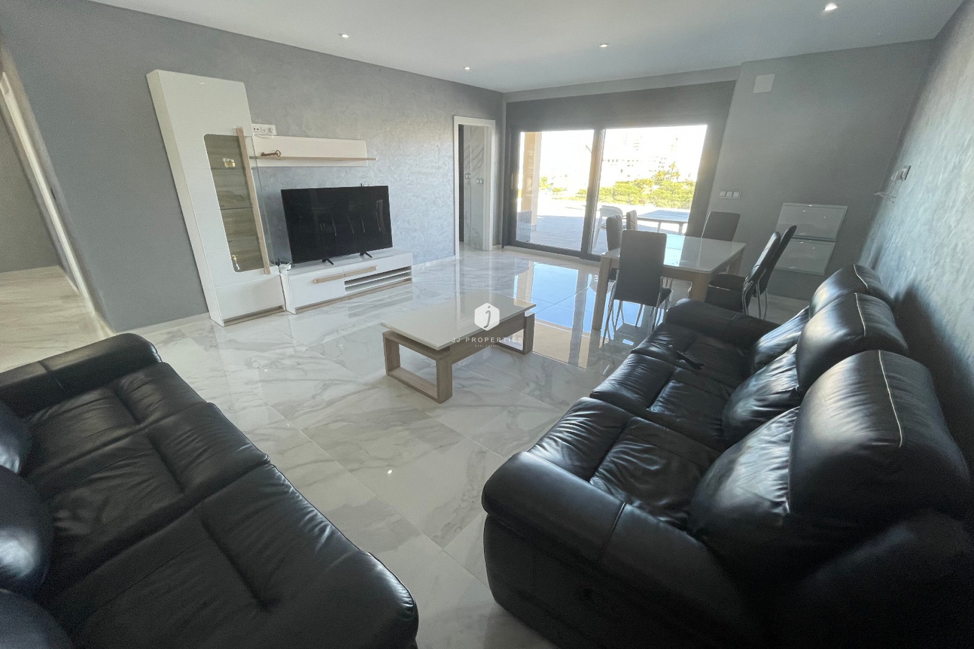 Resale - Villa -
La Mata - Costa Blanca