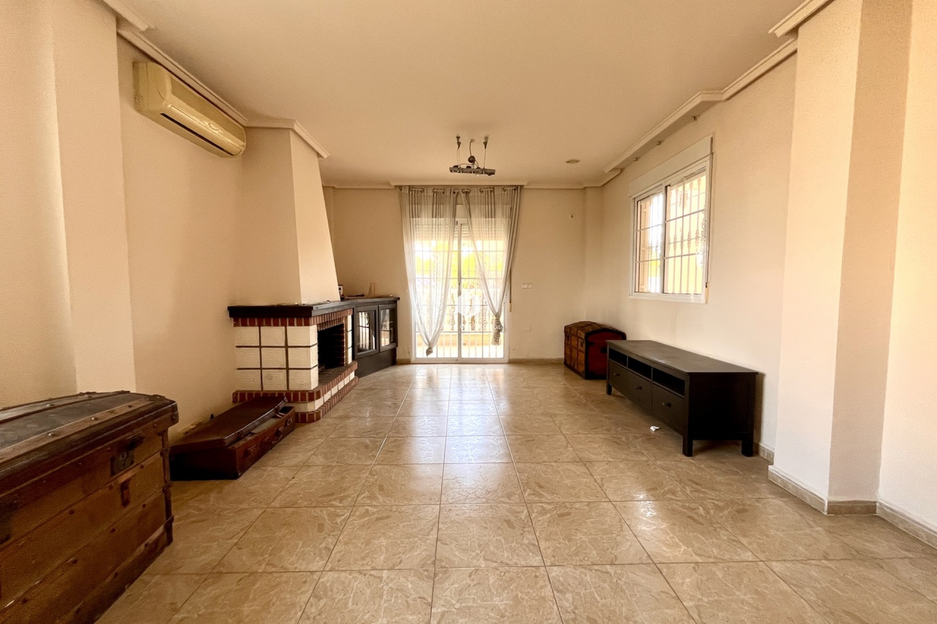 Resale - Villa -
La Zenia - Costa Blanca