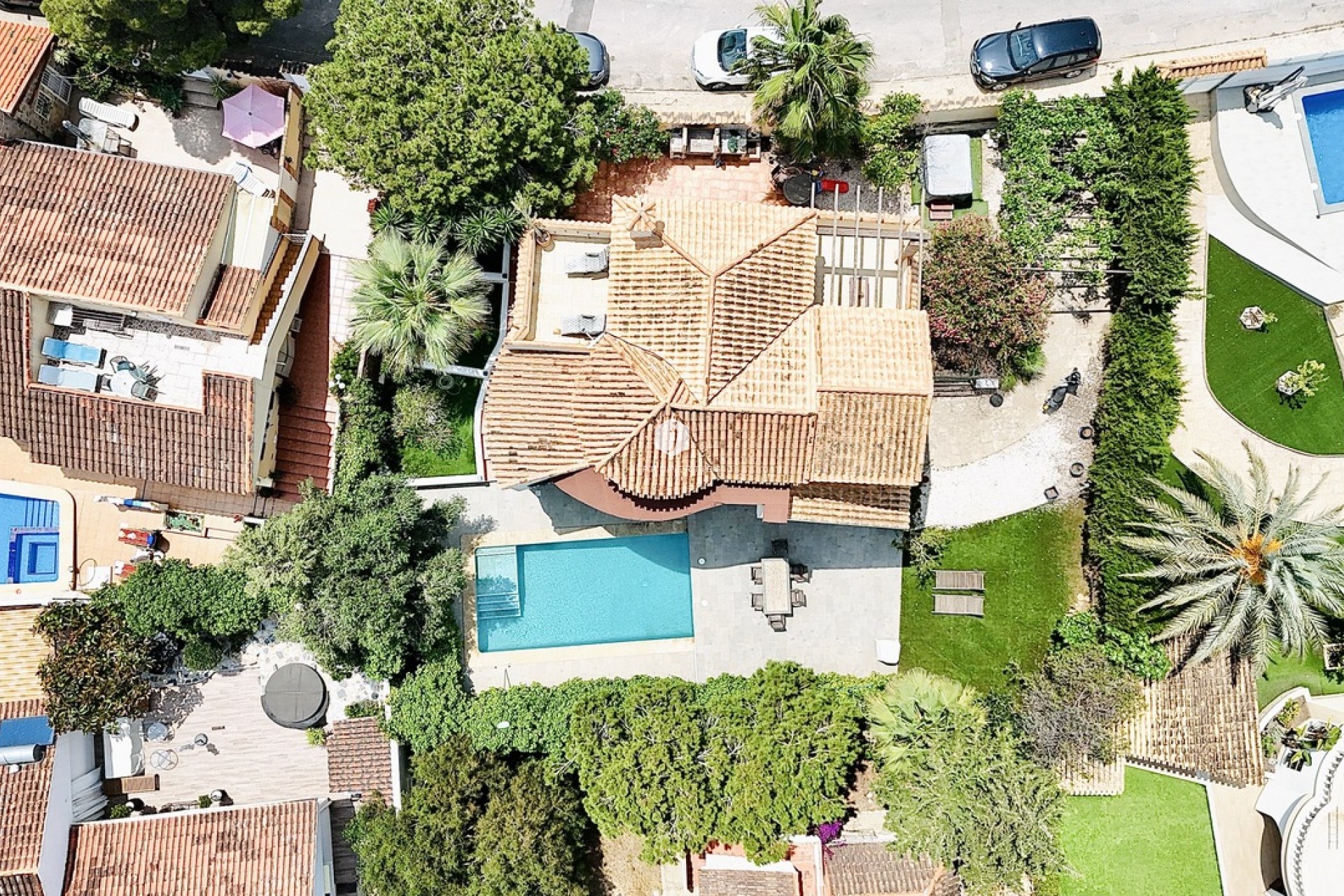 Resale - Villa -
La Zenia - Costa Blanca