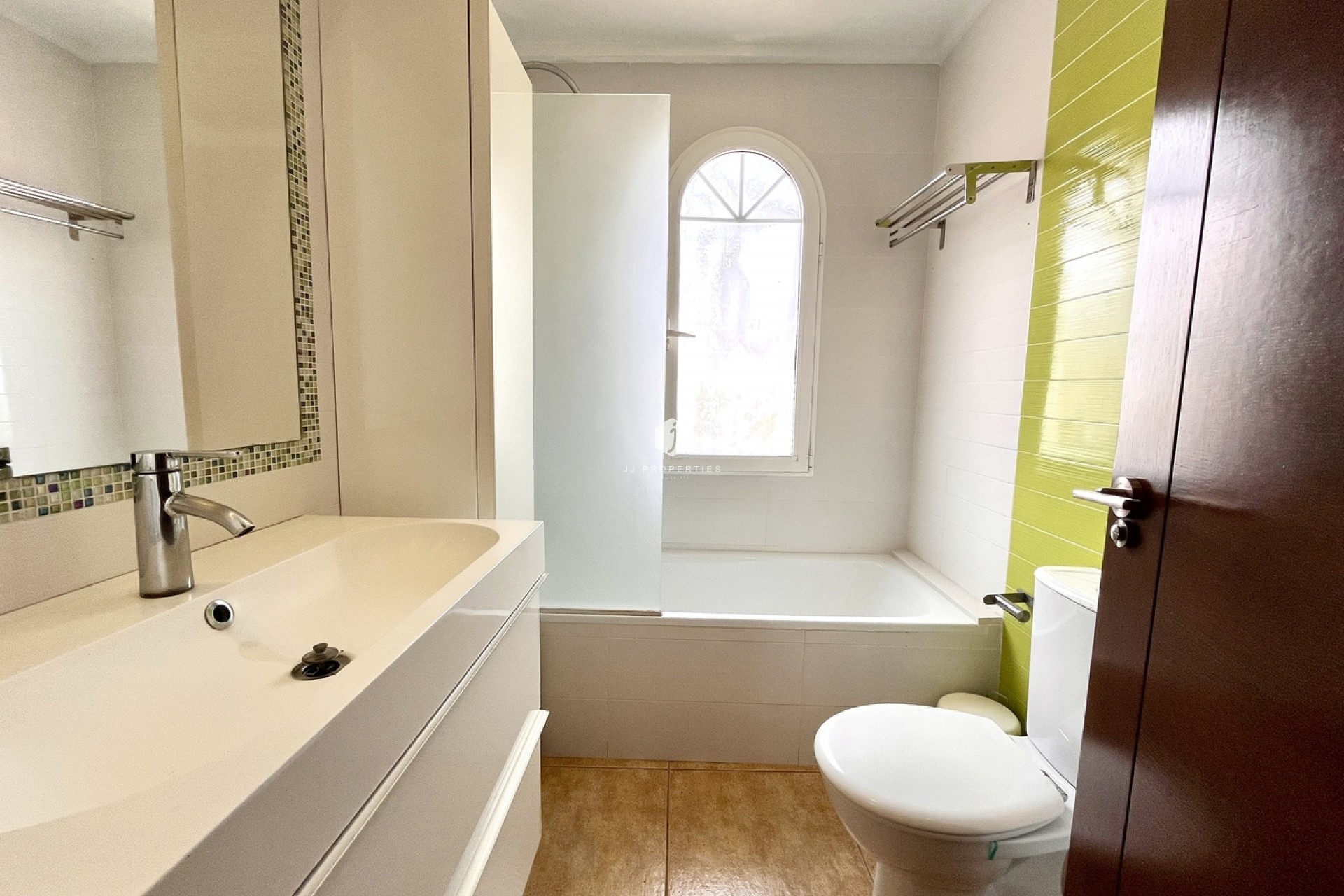 Resale - Villa -
La Zenia - Costa Blanca