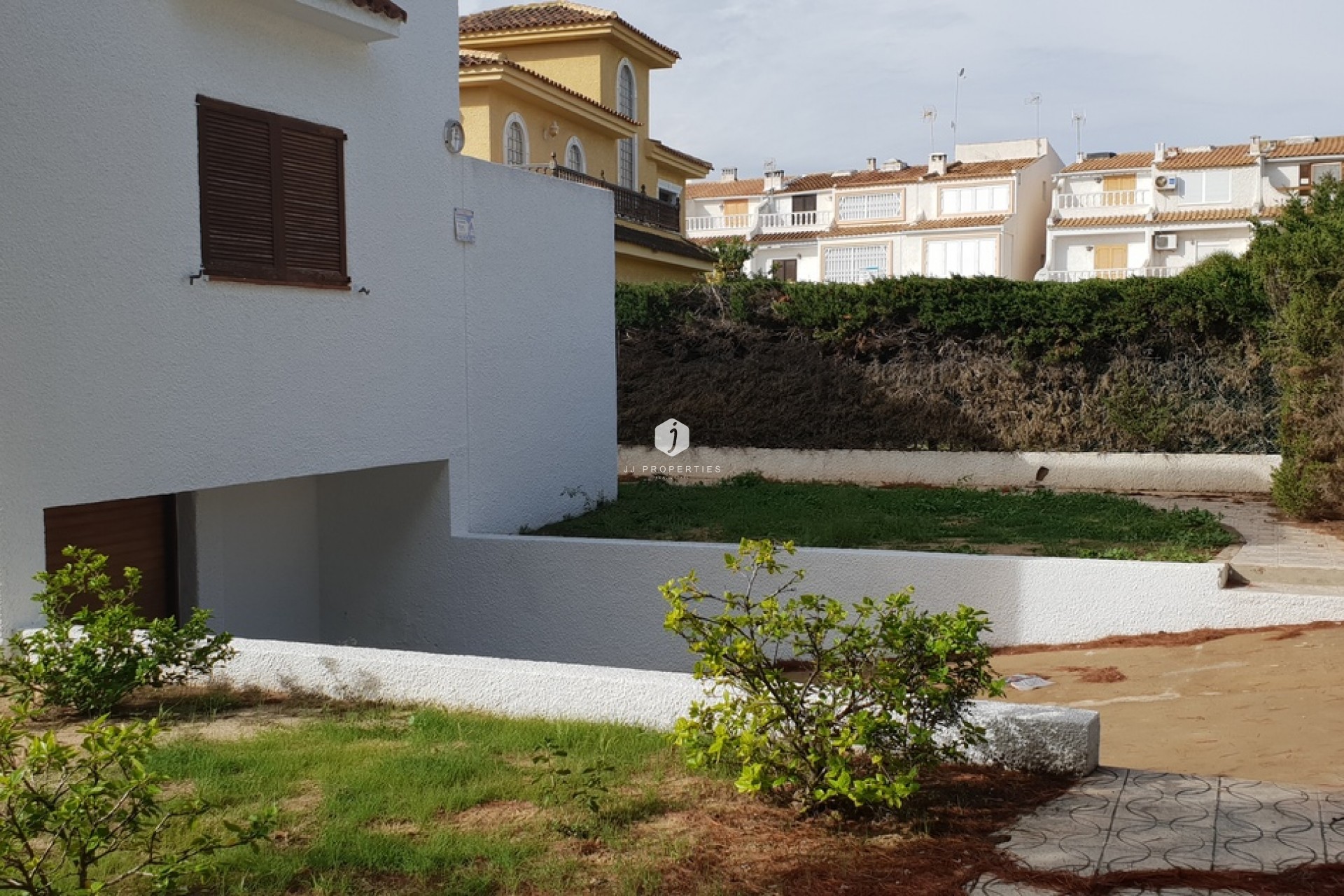 Resale - Villa -
La Zenia - Costa Blanca