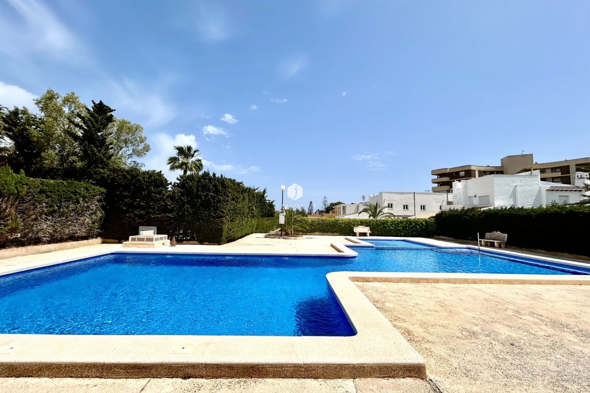 Resale - Villa -
La Zenia - Costa Blanca