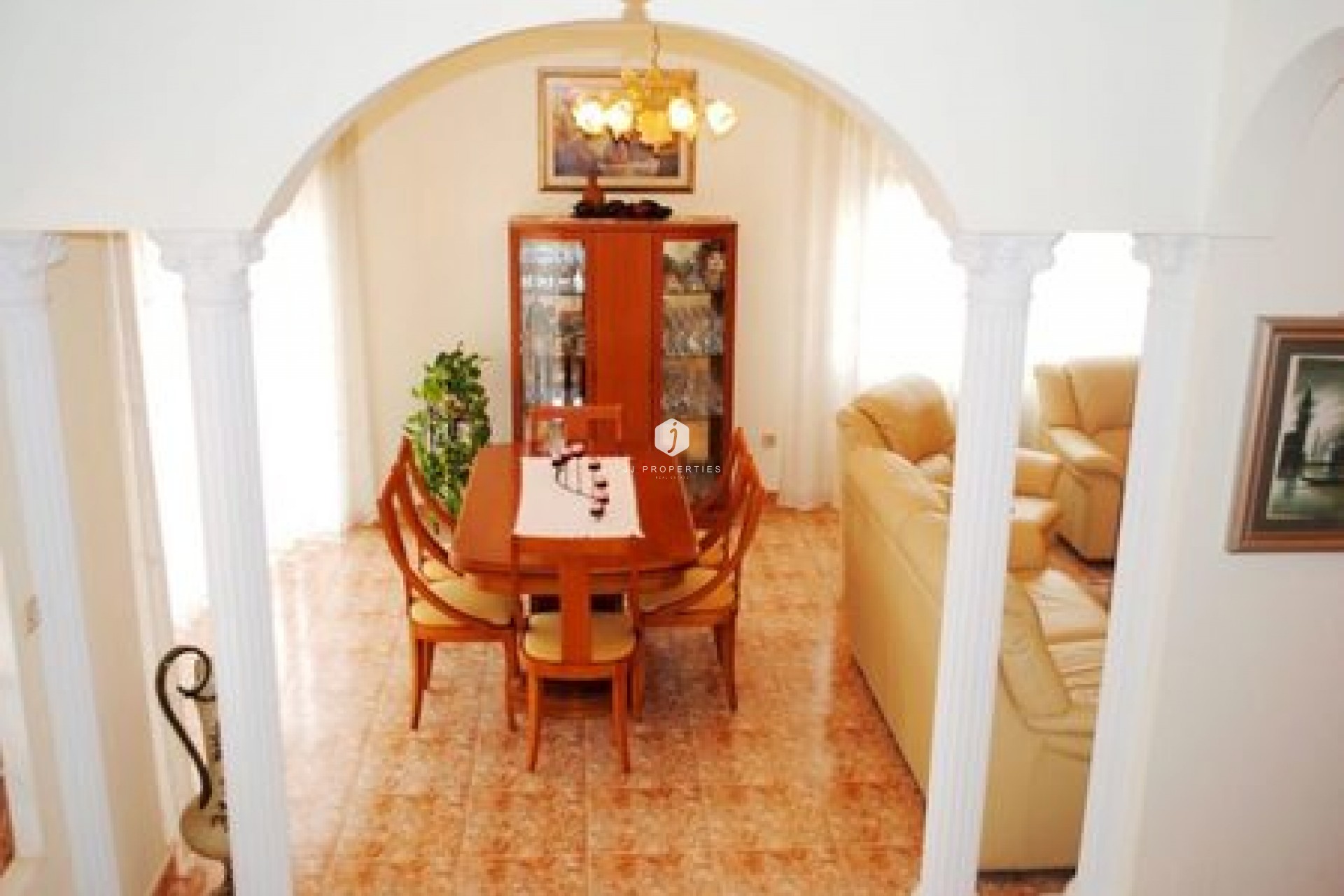 Resale - Villa -
La Zenia - Costa Blanca