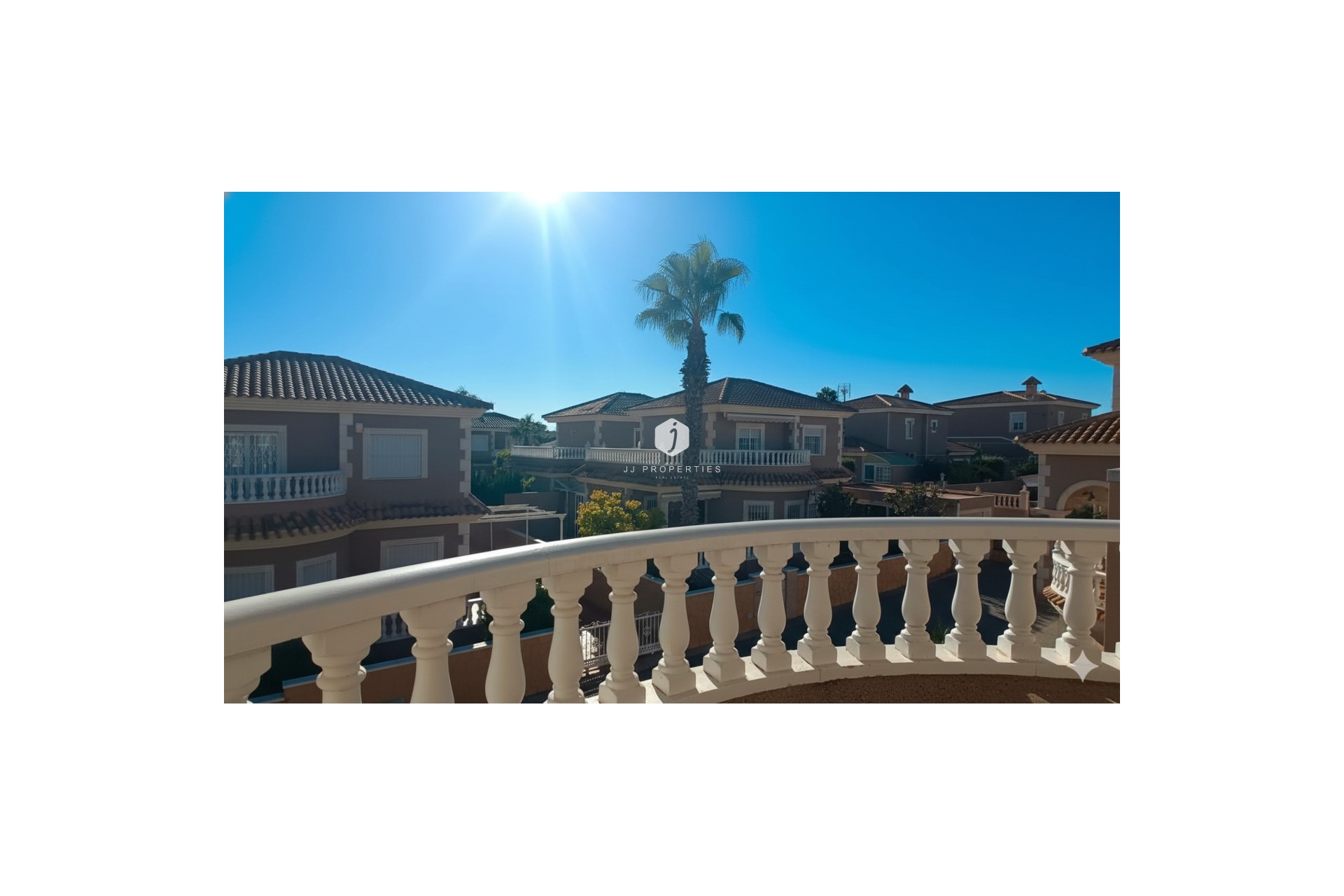 Resale - Villa -
Los Altos - Costa Blanca