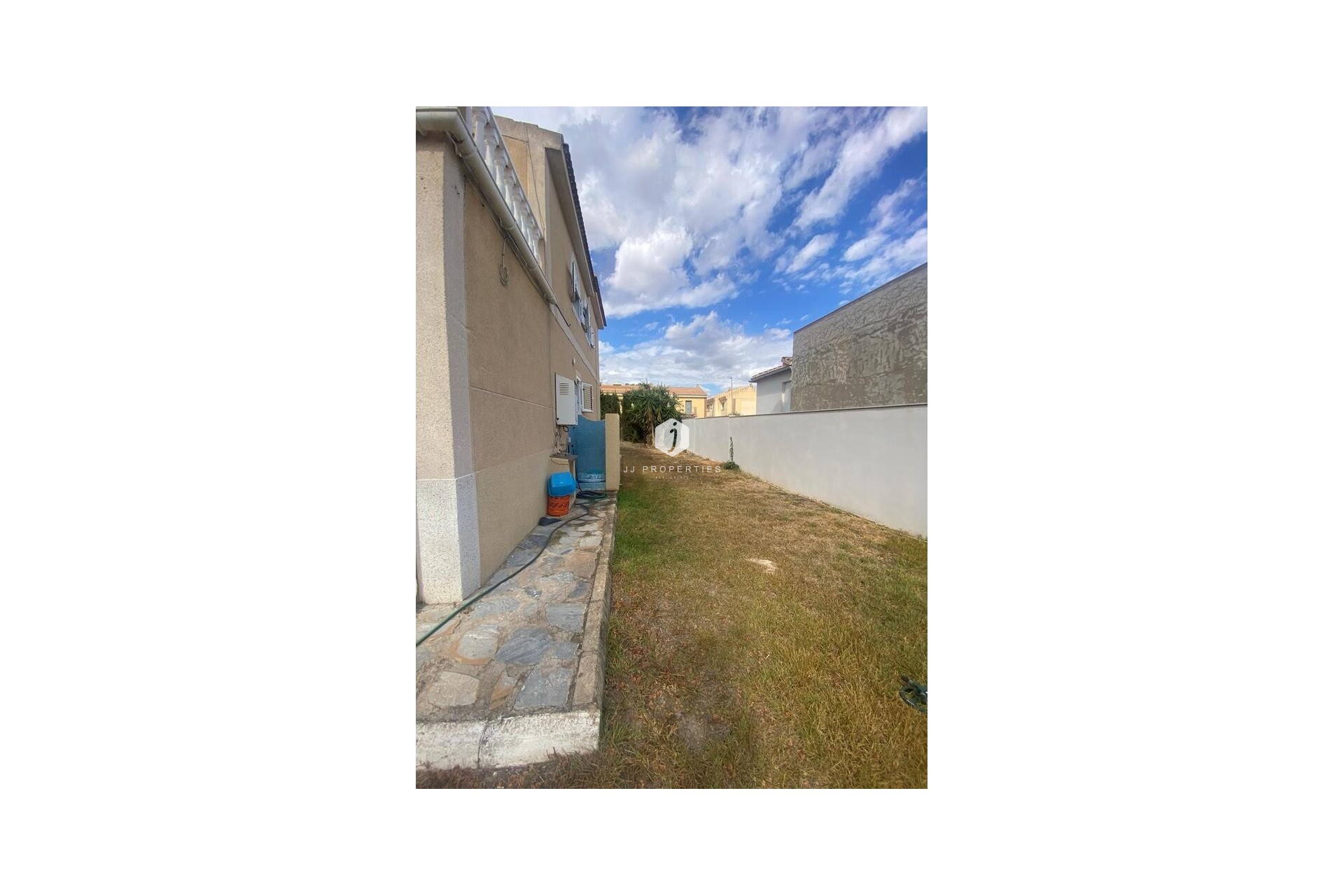 Resale - Villa -
Los Balcones - Costa Blanca