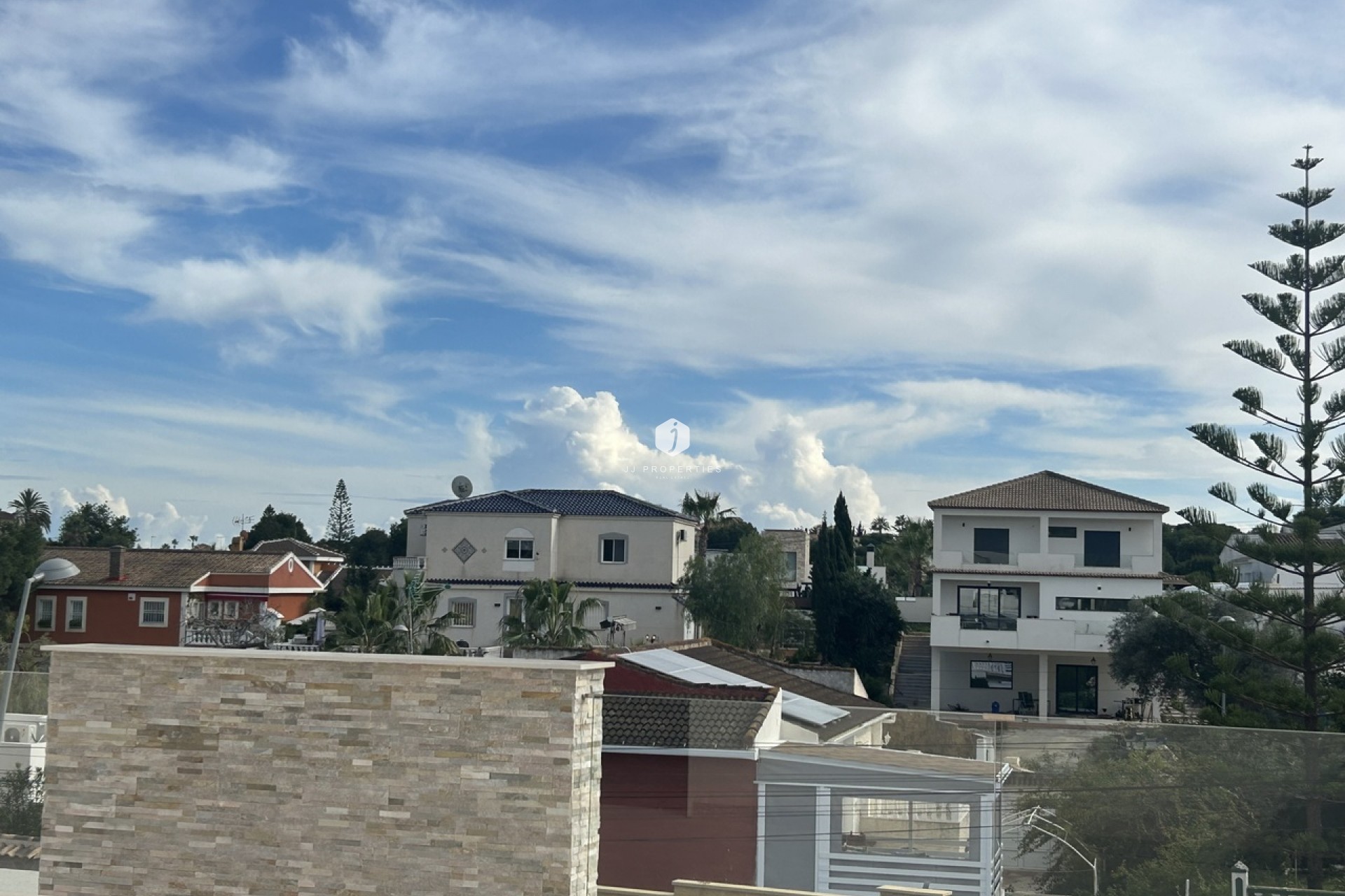 Resale - Villa -
Los Balcones - Costa Blanca