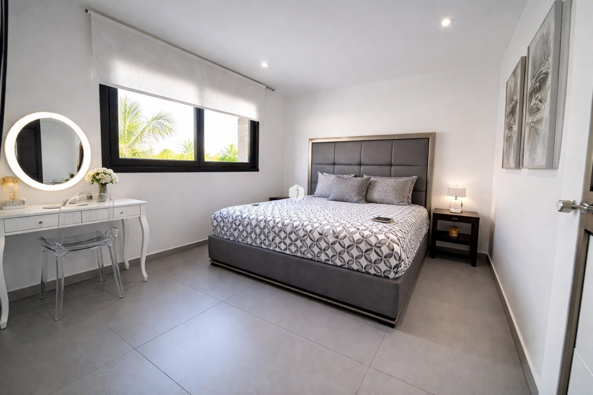 Resale - Villa -
Los Balcones - Costa Blanca