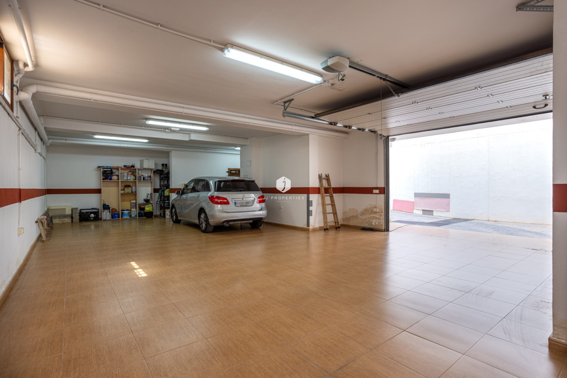 Resale - Villa -
Los Montesinos - Costa Blanca