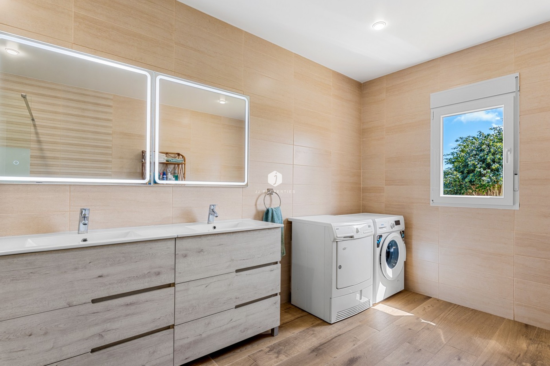 Resale - Villa -
Los Montesinos - Costa Blanca