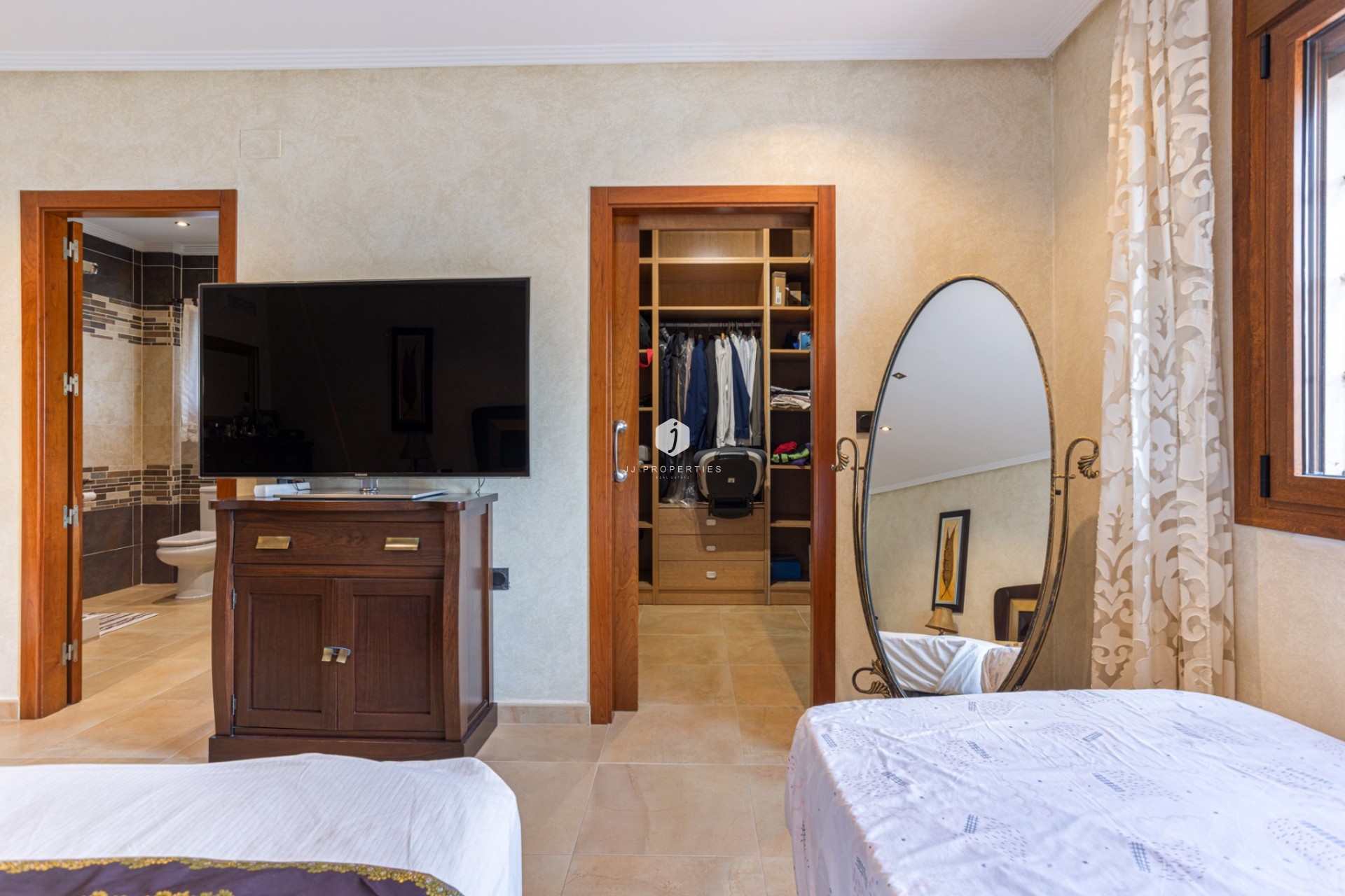 Resale - Villa -
Los Montesinos - Costa Blanca