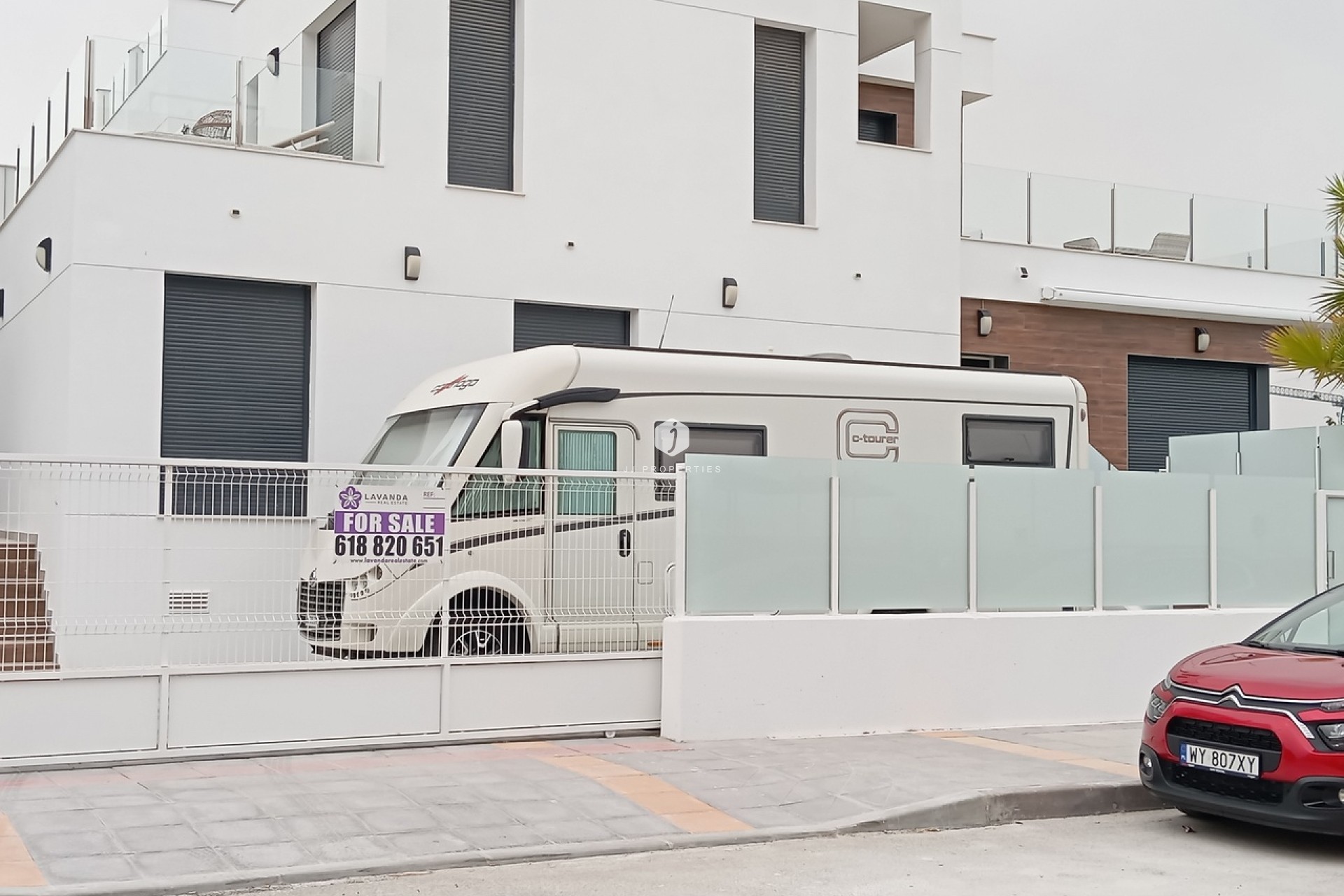 Resale - Villa -
Los Montesinos - Costa Blanca