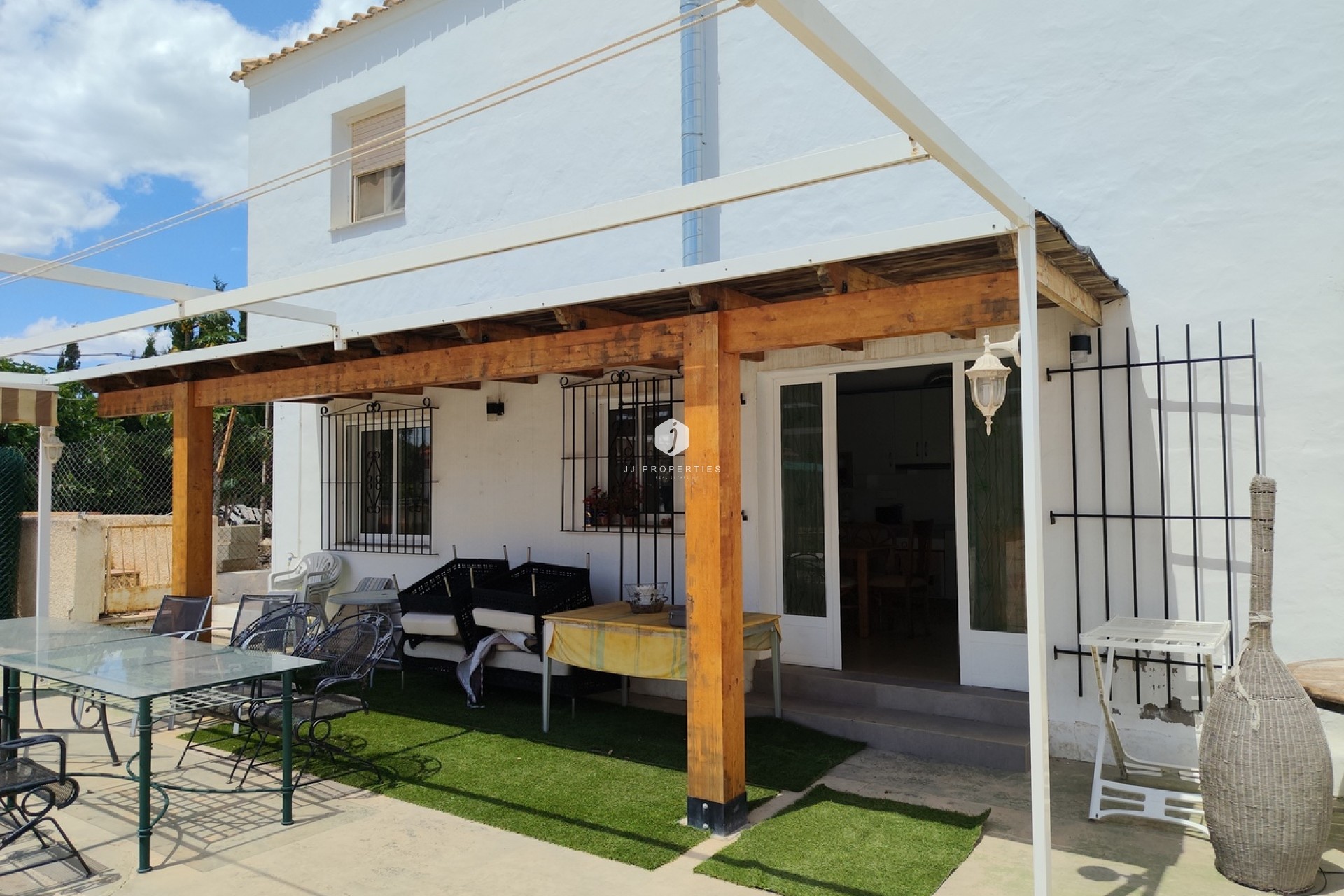 Resale - Villa -
Los Montesinos - Costa Blanca