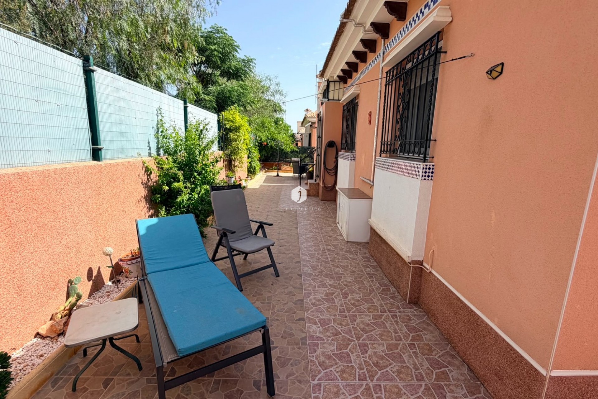 Resale - Villa -
Los Montesinos - Costa Blanca