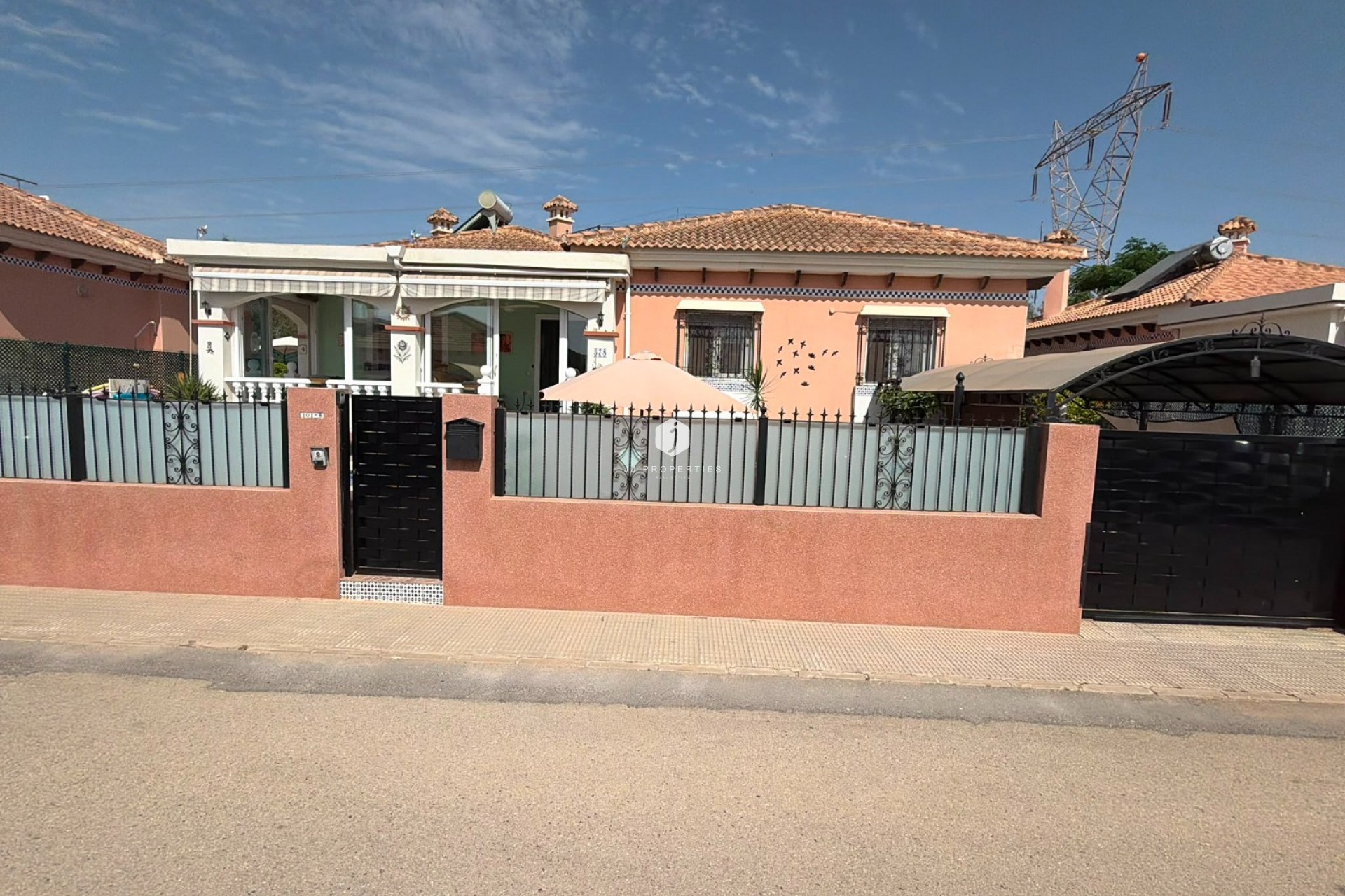 Resale - Villa -
Los Montesinos - Costa Blanca
