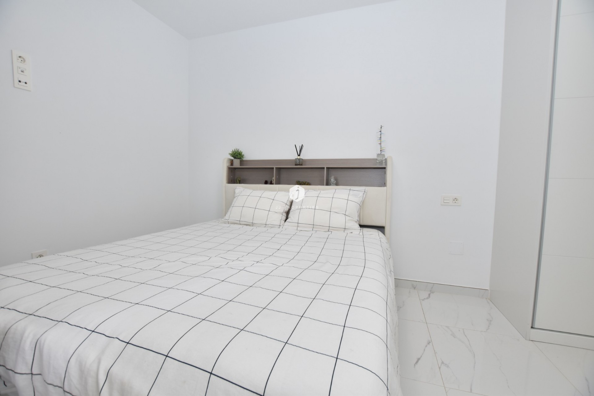 Resale - Villa -
Los Montesinos - Costa Blanca