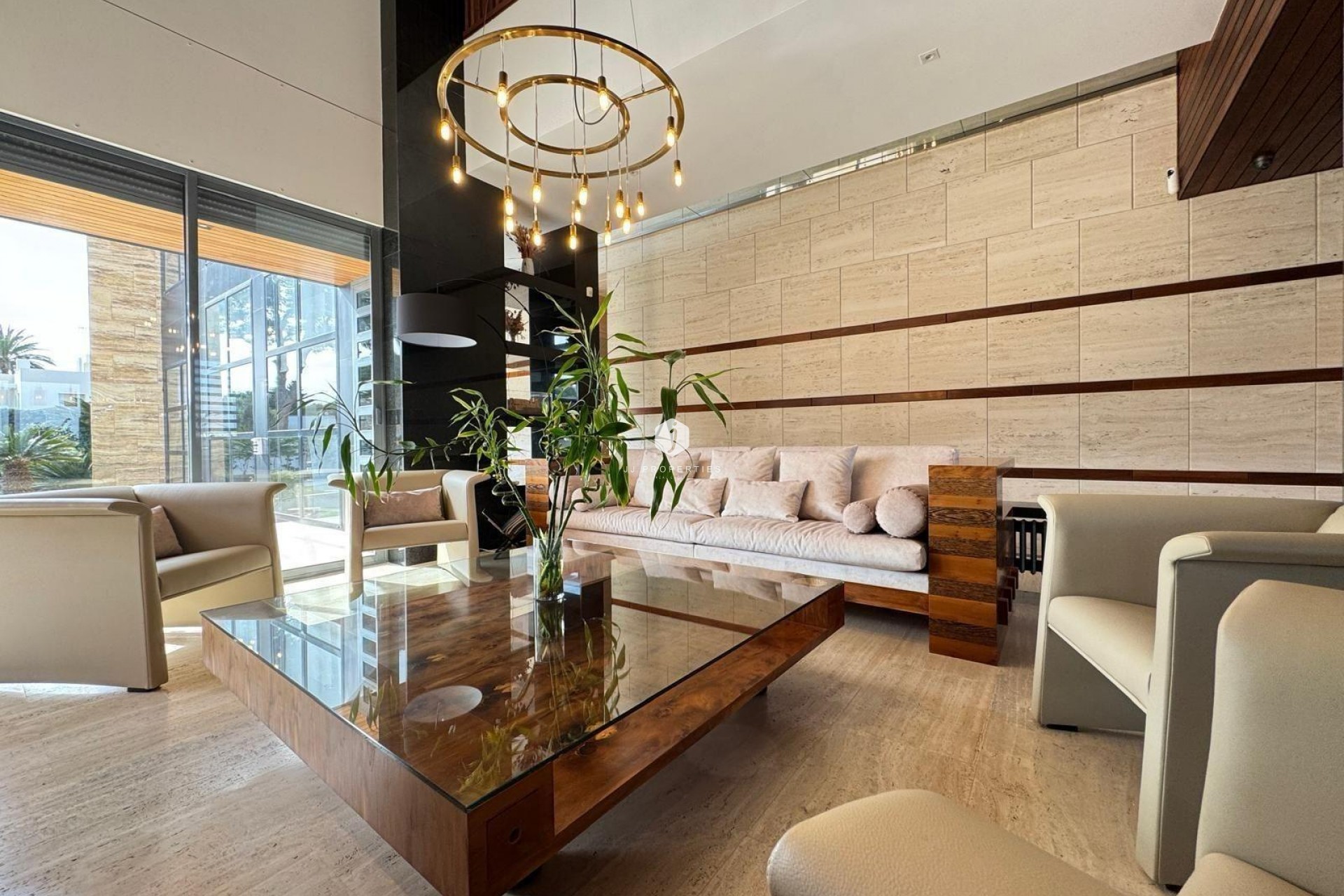 Resale - Villa -
Orihuela Costa - Altos De Campoamor