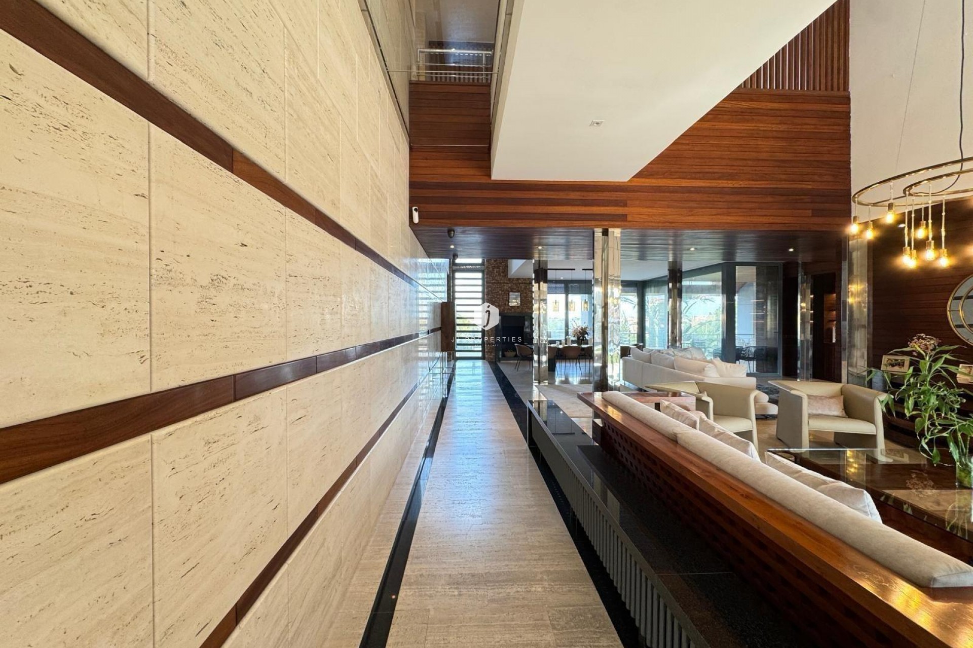 Resale - Villa -
Orihuela Costa - Altos De Campoamor