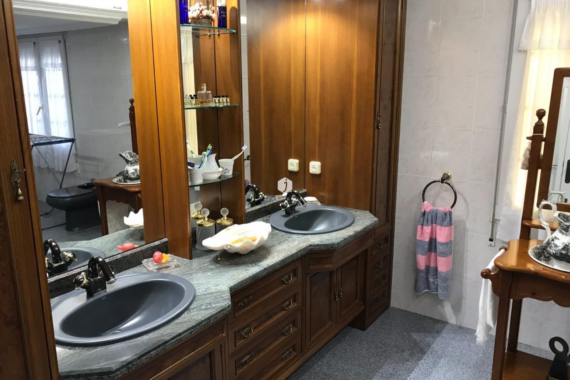 Resale - Villa -
Orihuela Costa - Cabo Roig