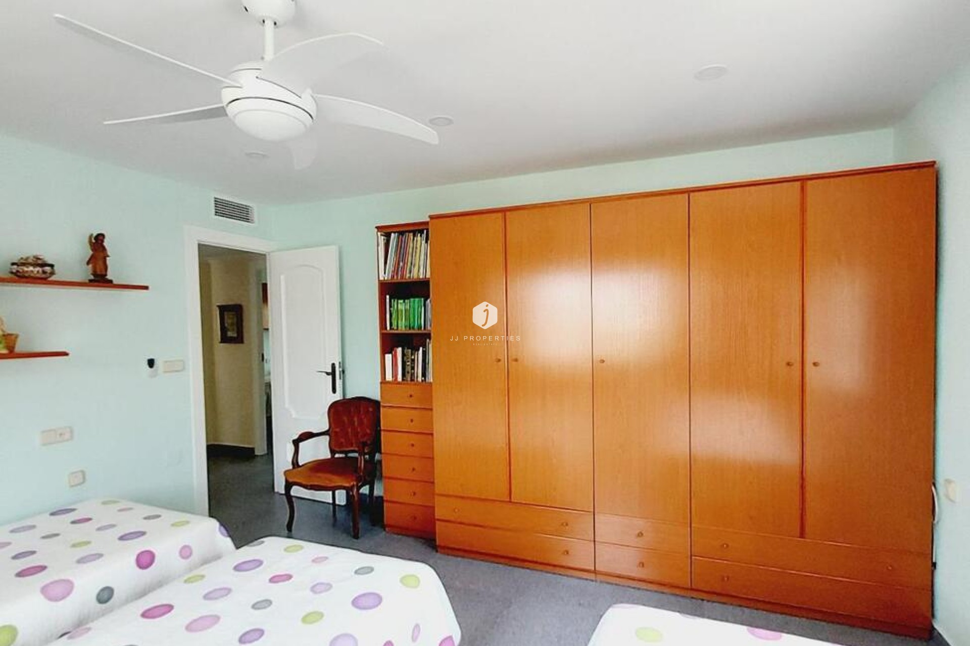 Resale - Villa -
Orihuela Costa - Cabo Roig